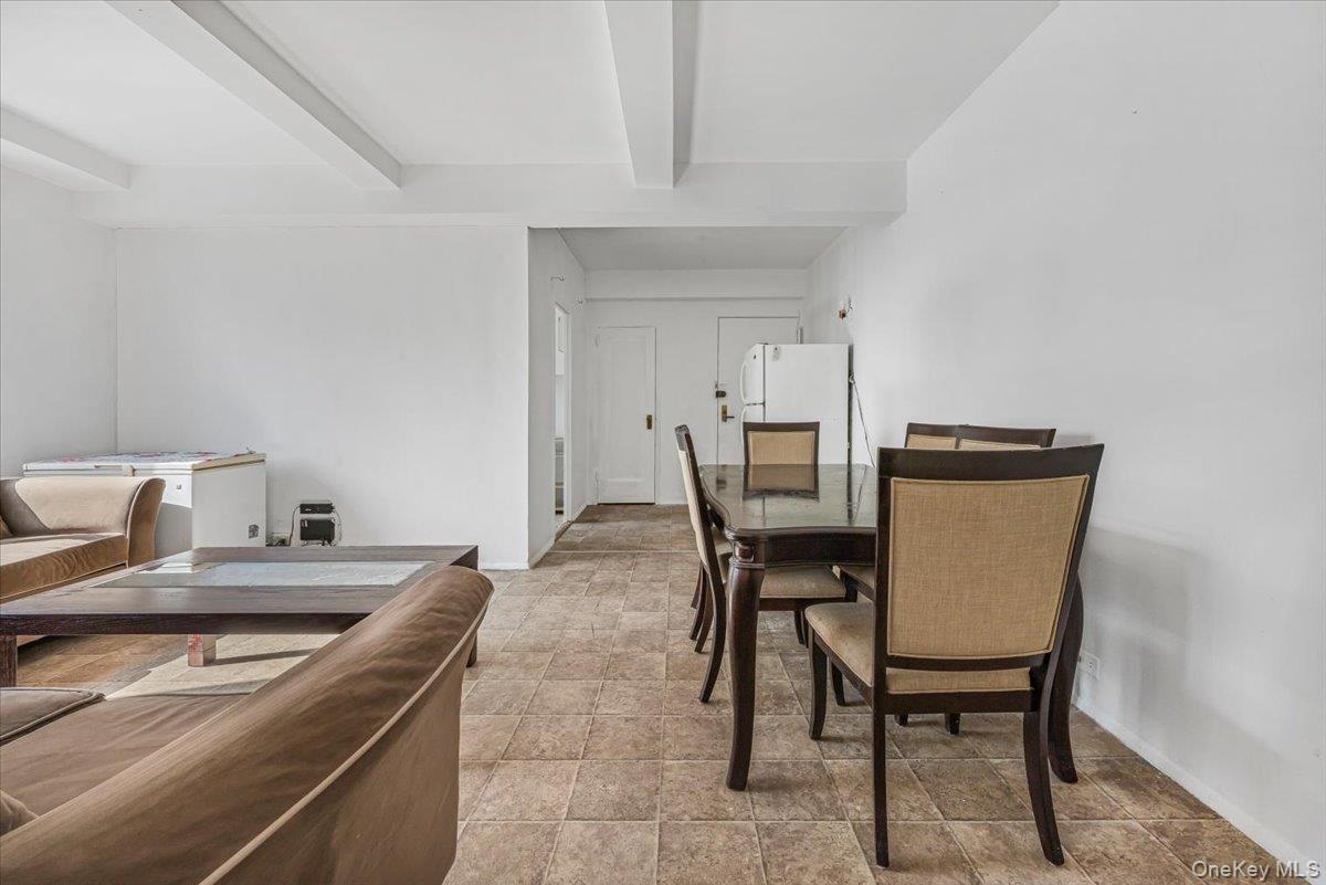1700 Metropolitan Avenue 4f Property Photo 6