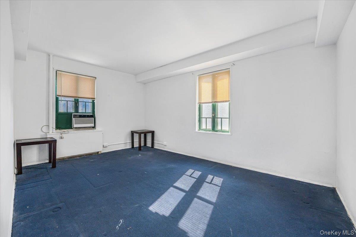 1700 Metropolitan Avenue 4f Property Photo 8