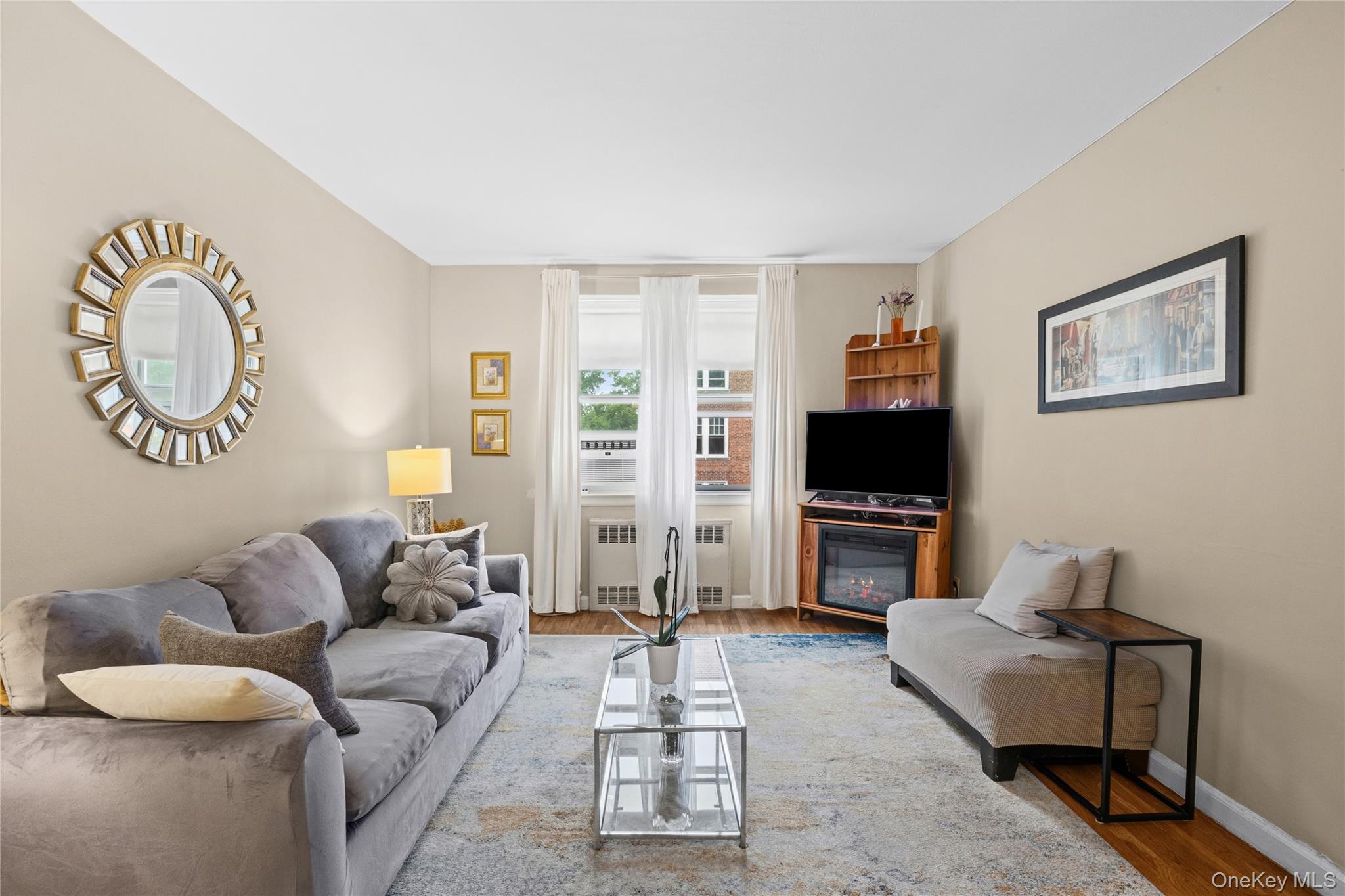 22 Mulford 2d Property Photo 10