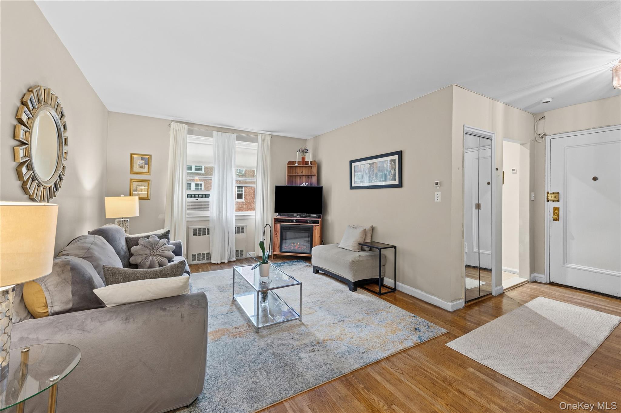 22 Mulford 2d Property Photo 13