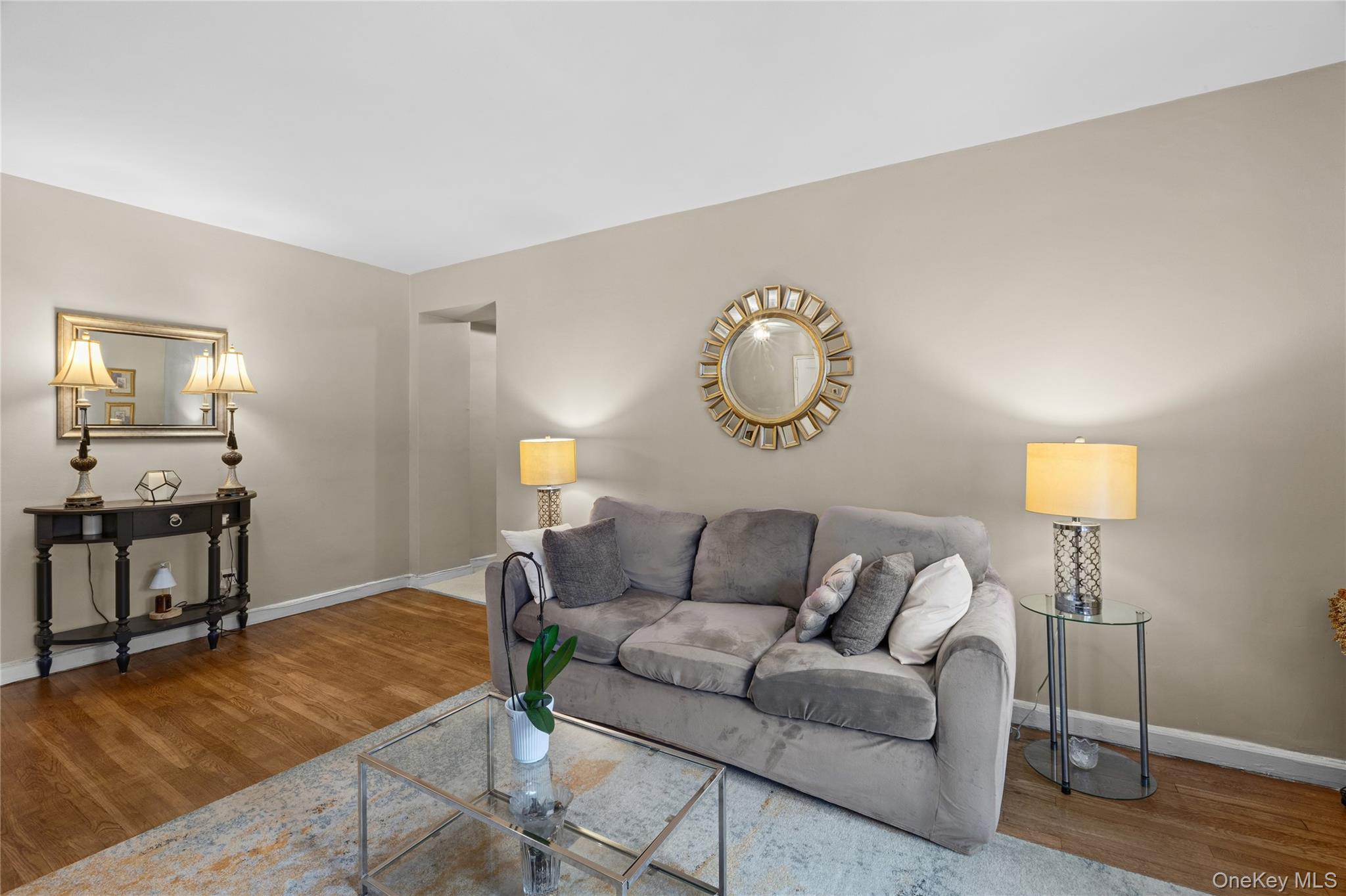 22 Mulford 2d Property Photo 14