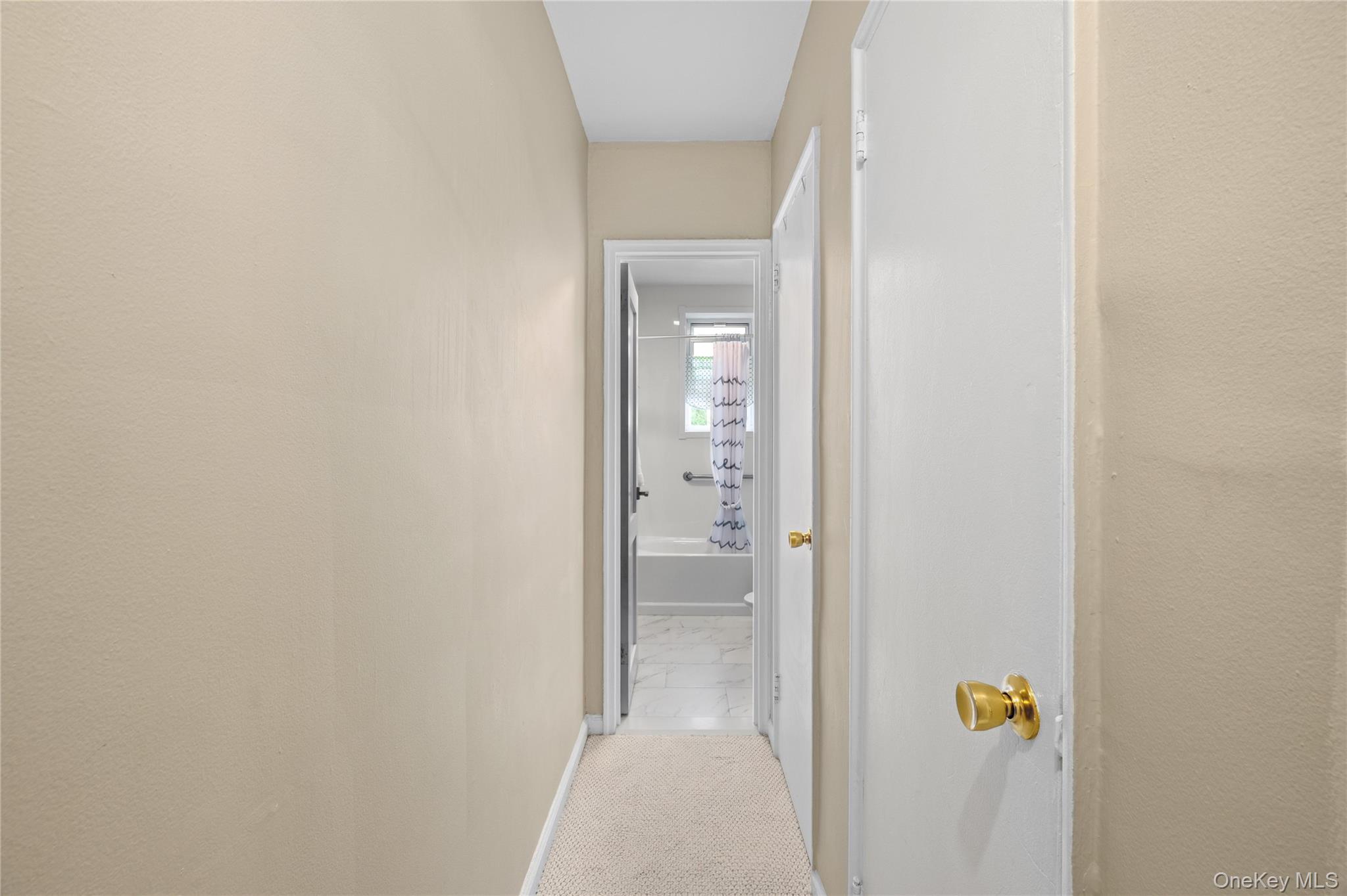 22 Mulford 2d Property Photo 25