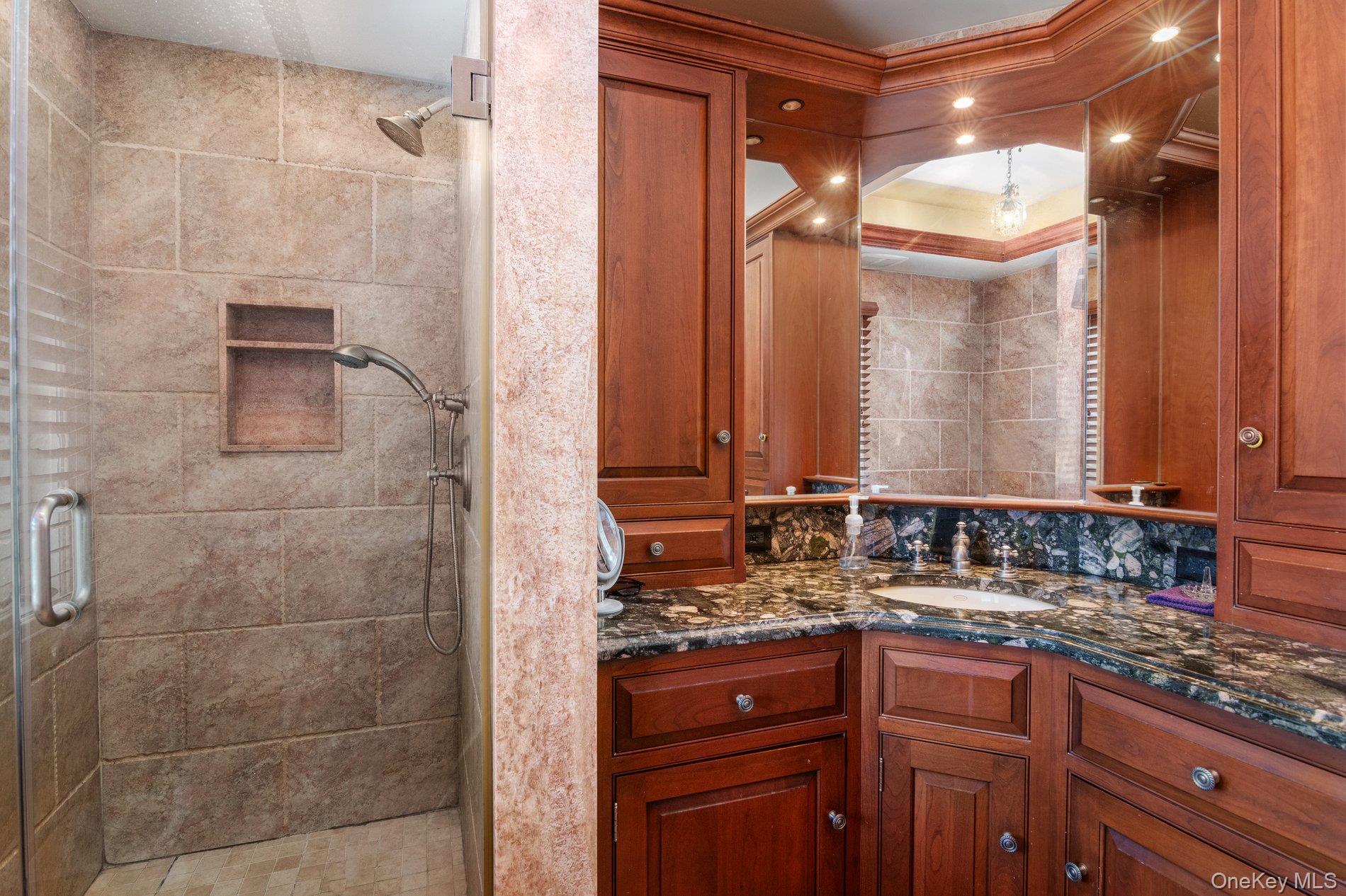 3125 Enos Street Property Photo 15