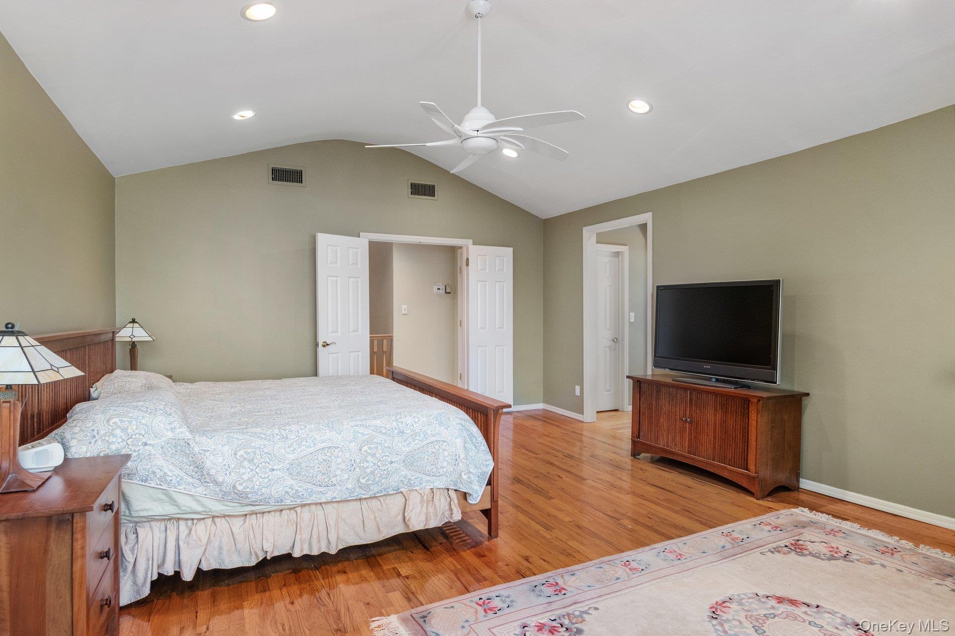 3125 Enos Street Property Photo 20