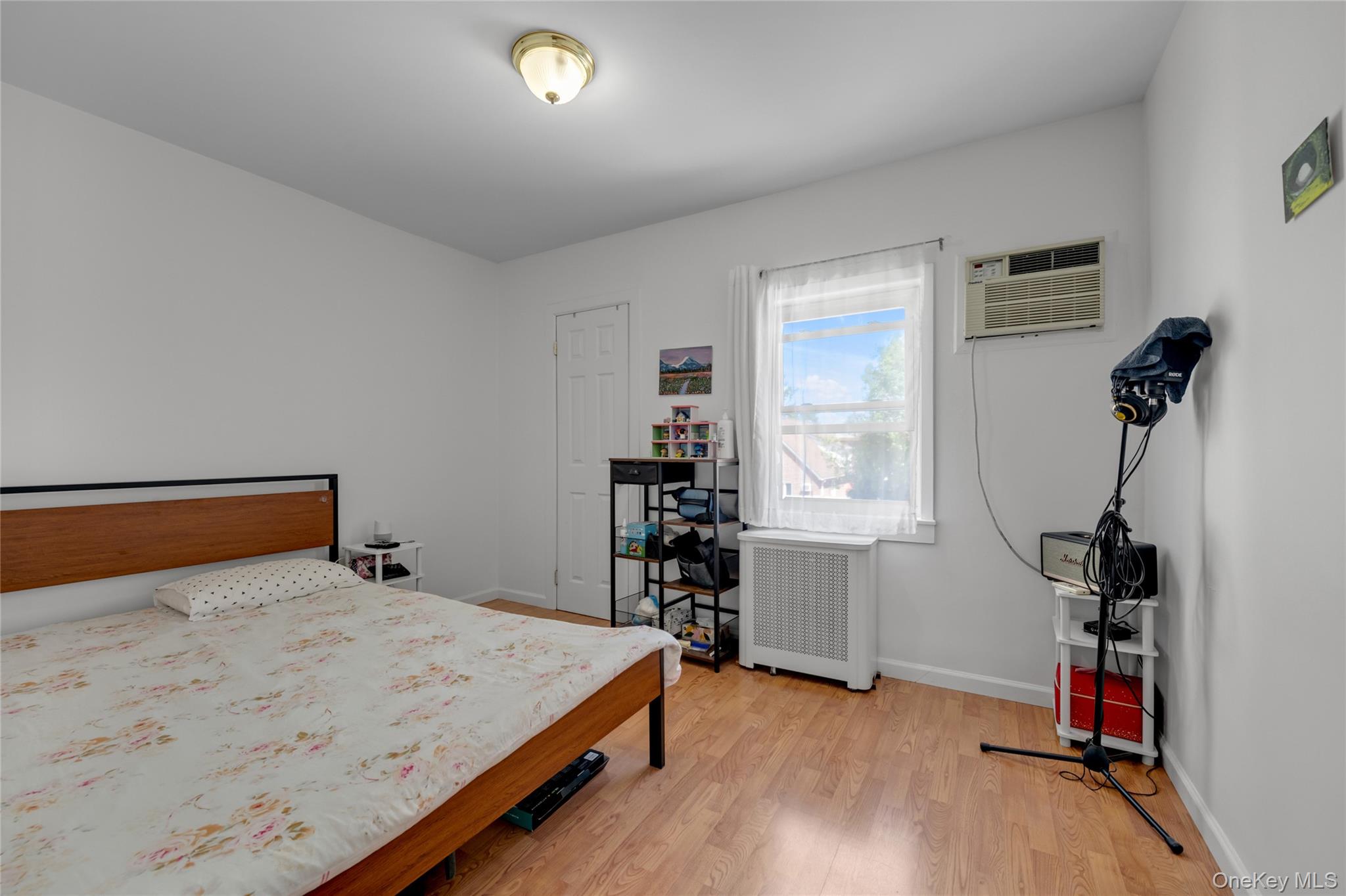 7221 66th Drive Property Photo 3