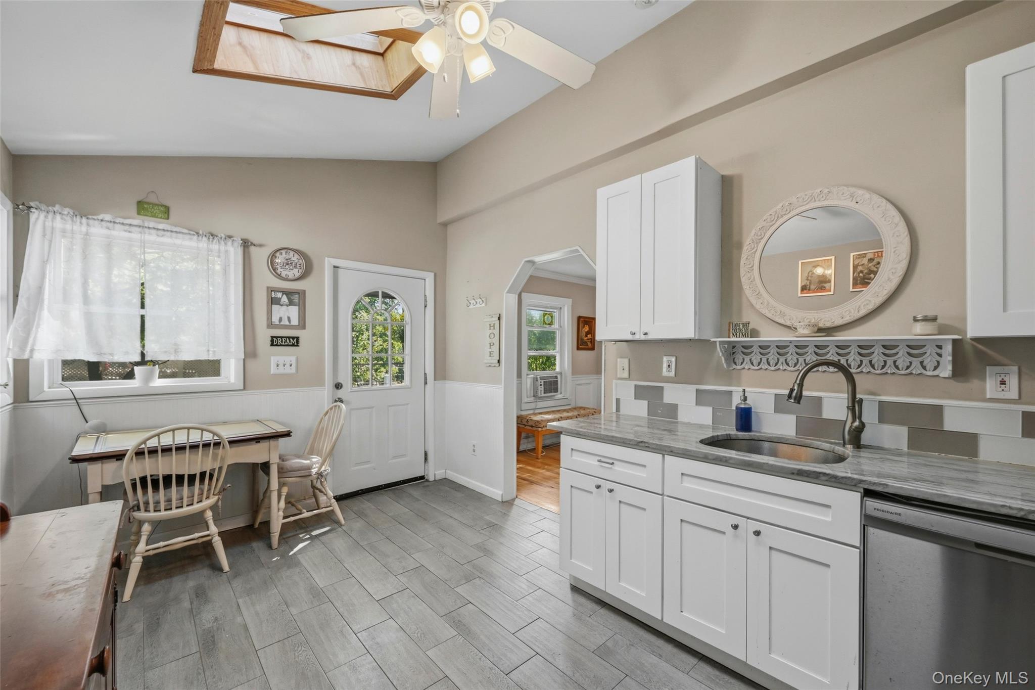 14 Howard Street Property Photo 20