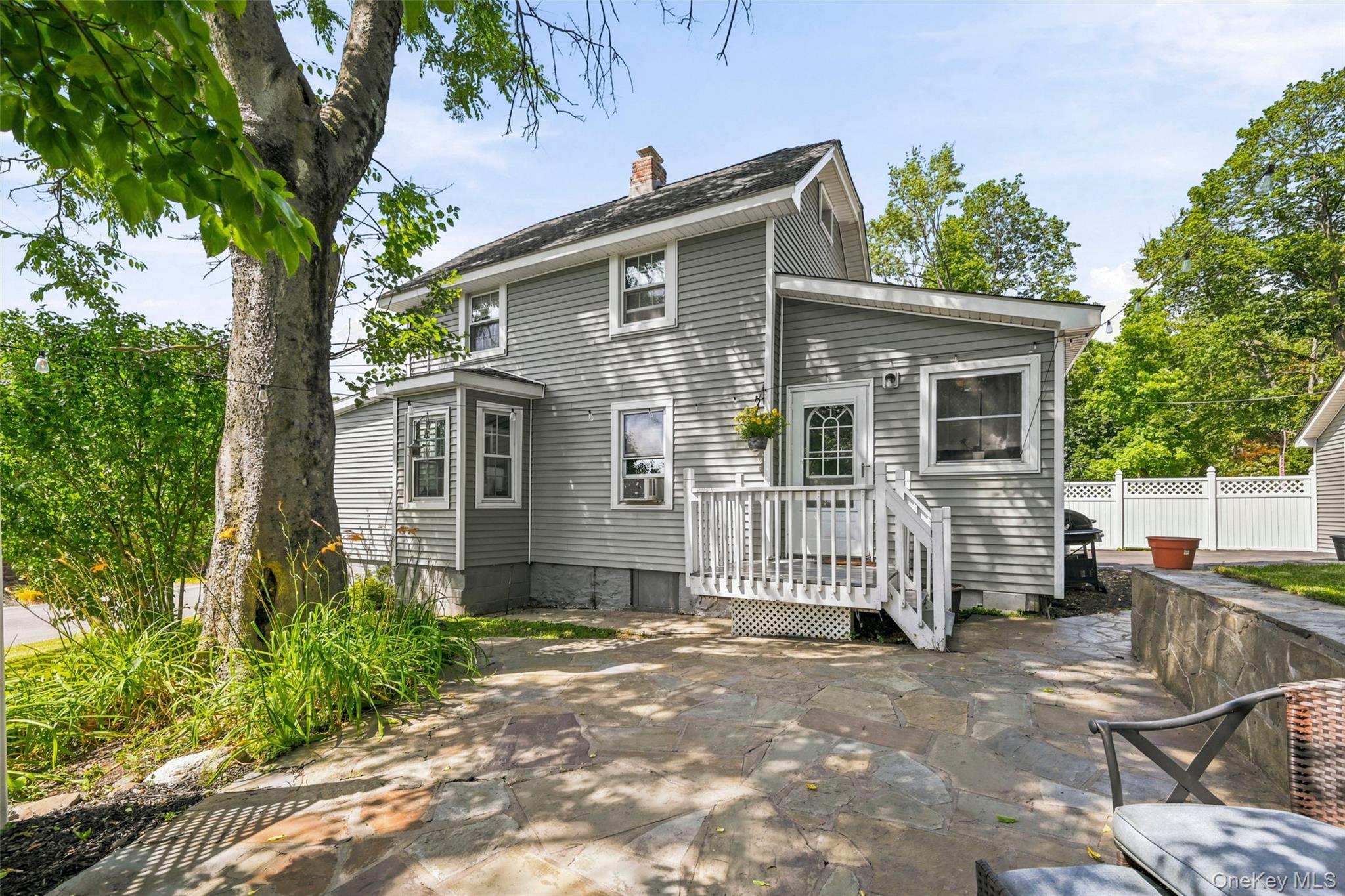 14 Howard Street Property Photo 29