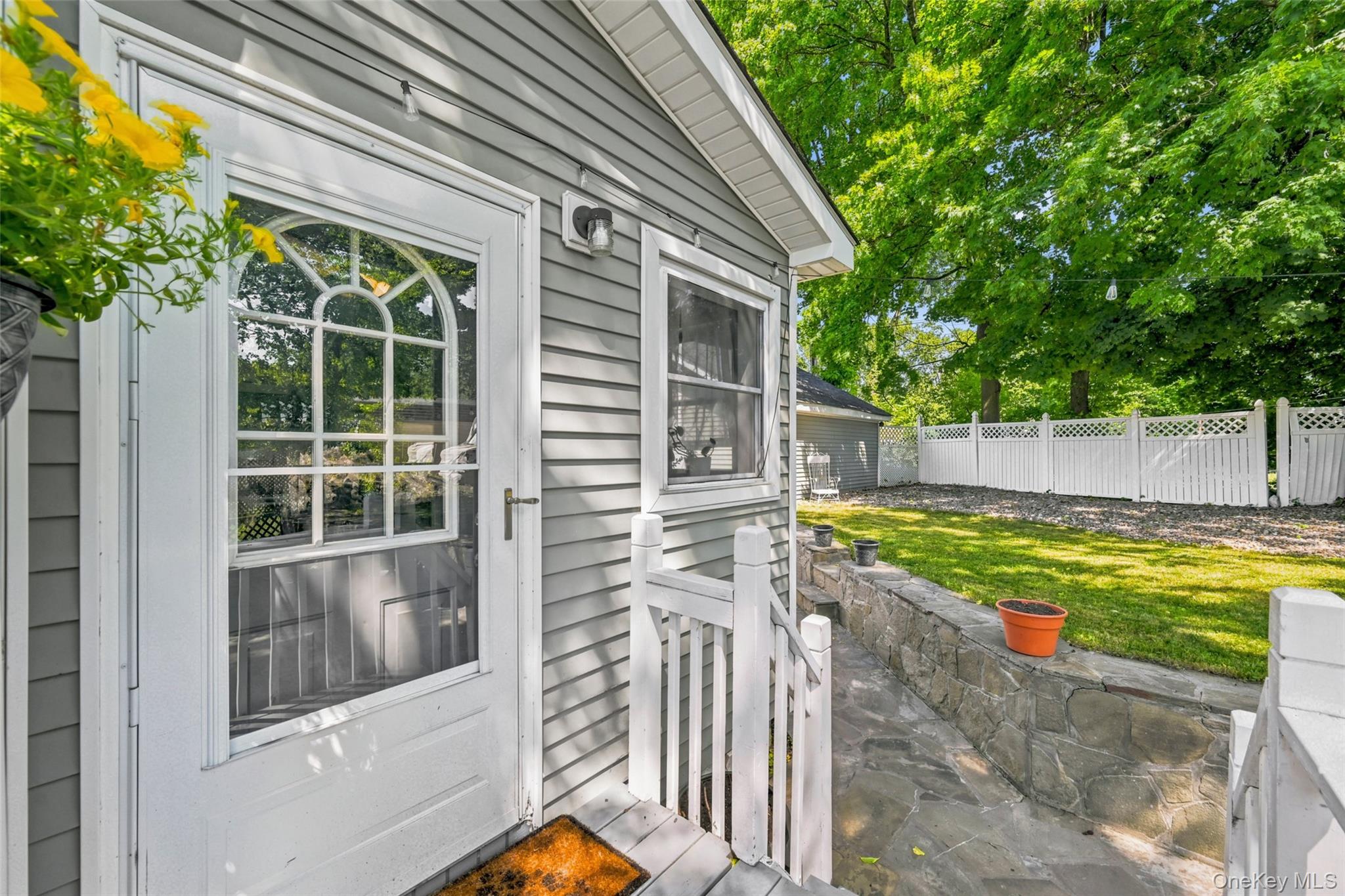 14 Howard Street Property Photo 31