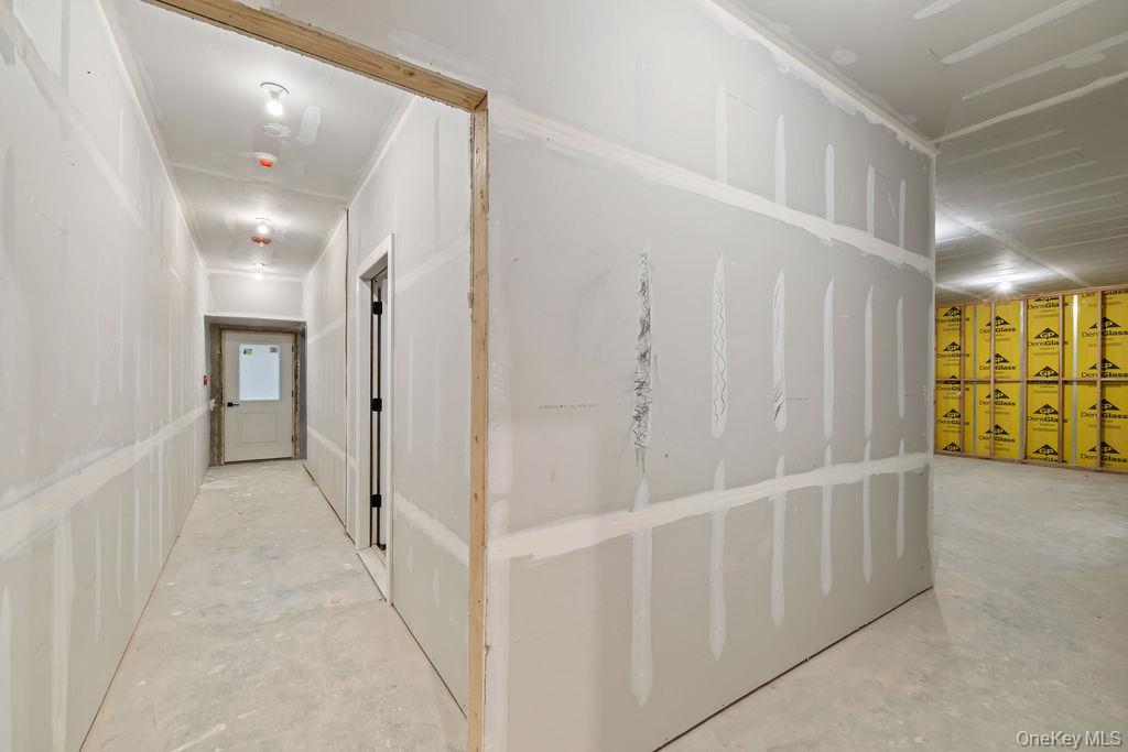 1 Homestead Lane 202 Property Photo 22