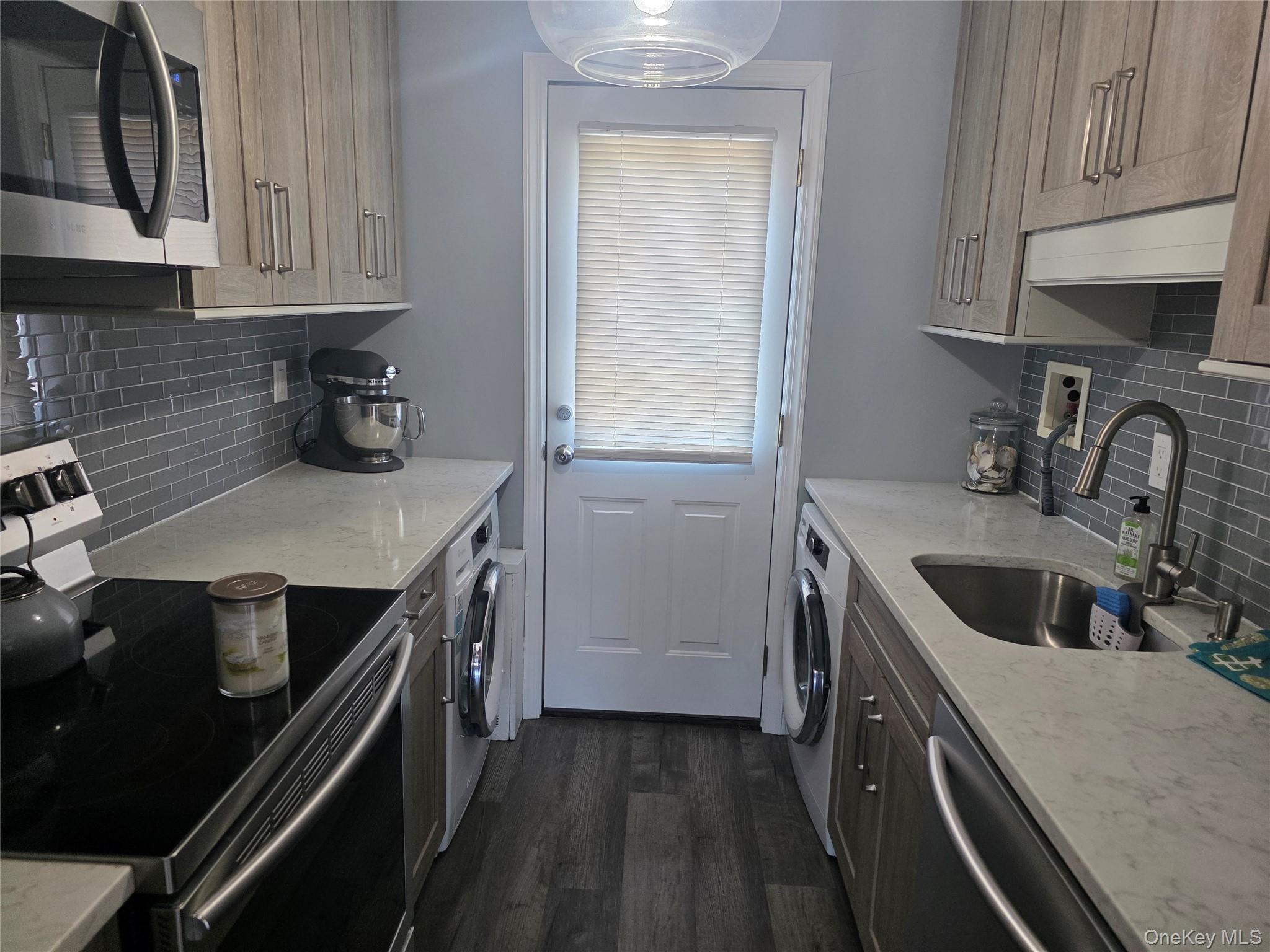 67 Farber Drive 67 Property Photo 18