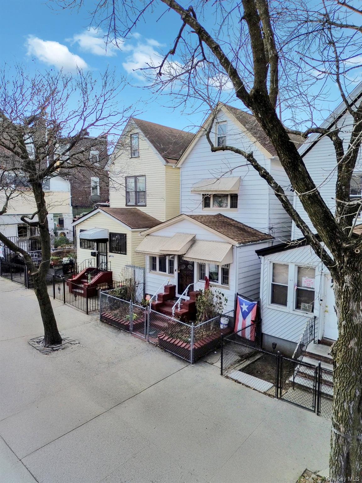 10314 89th Street Property Photo 2