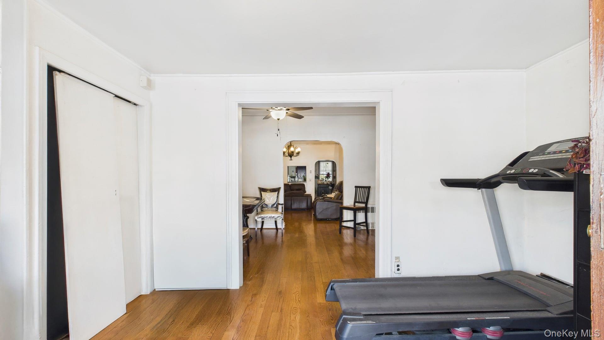 10314 89th Street Property Photo 11