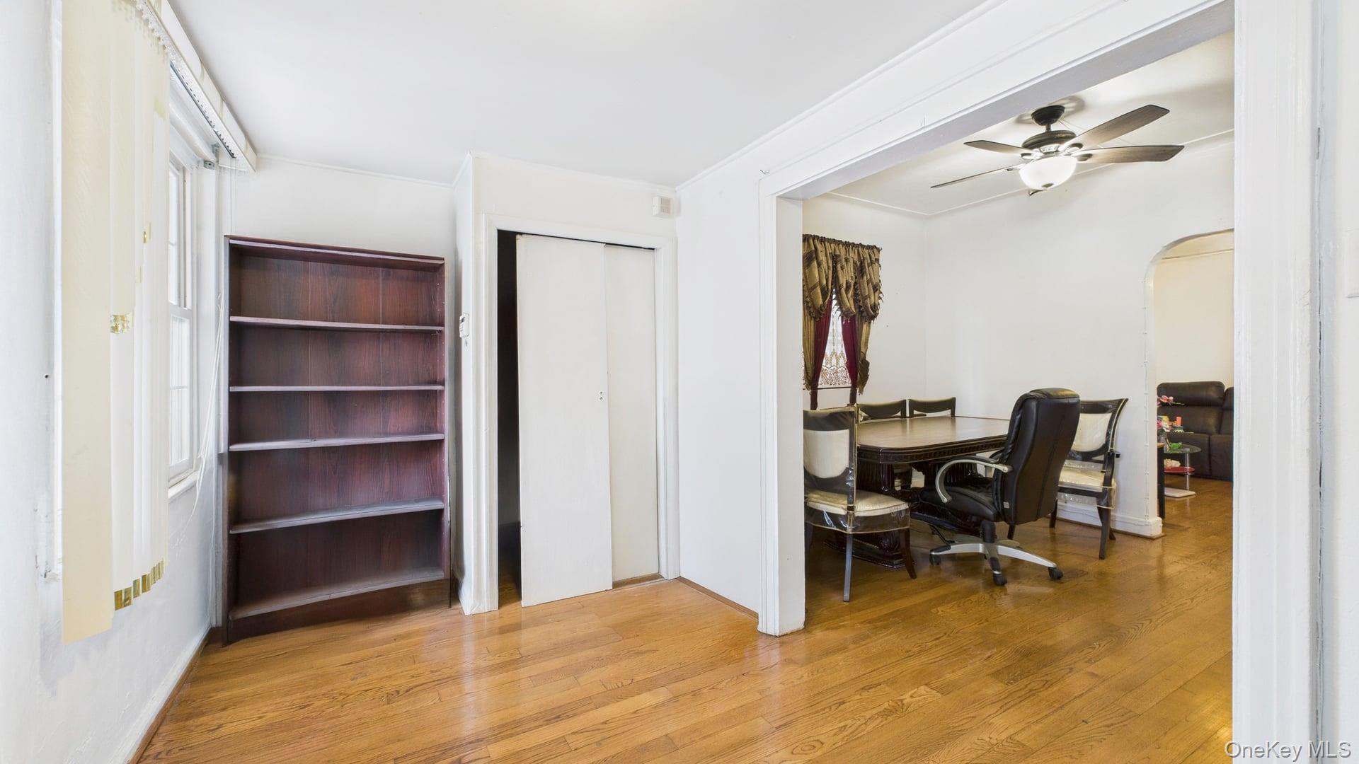 10314 89th Street Property Photo 14