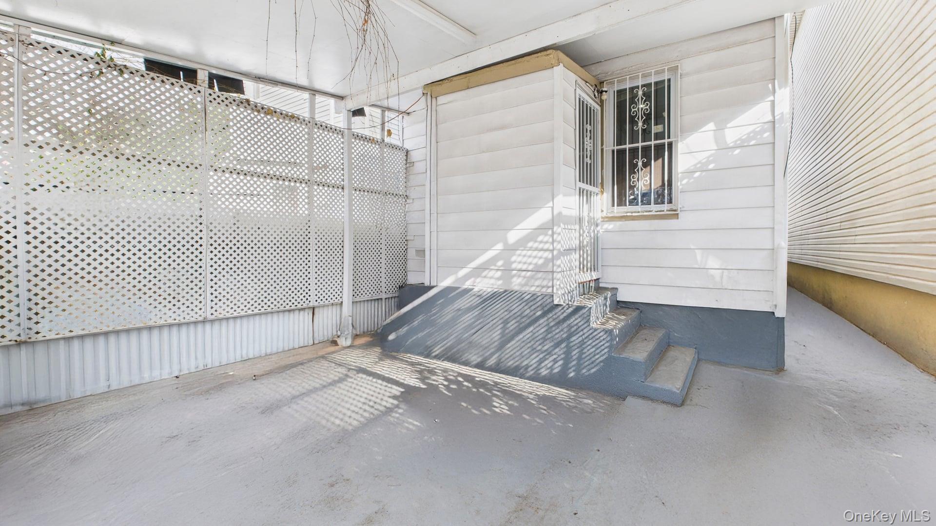 10314 89th Street Property Photo 42