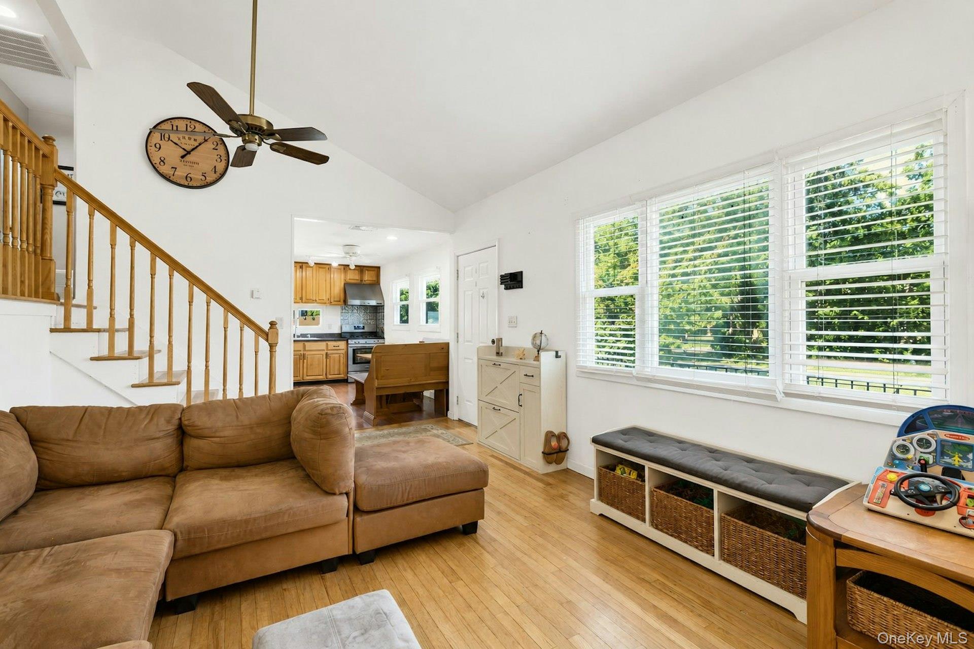 29 Edgewater Avenue Property Photo 8