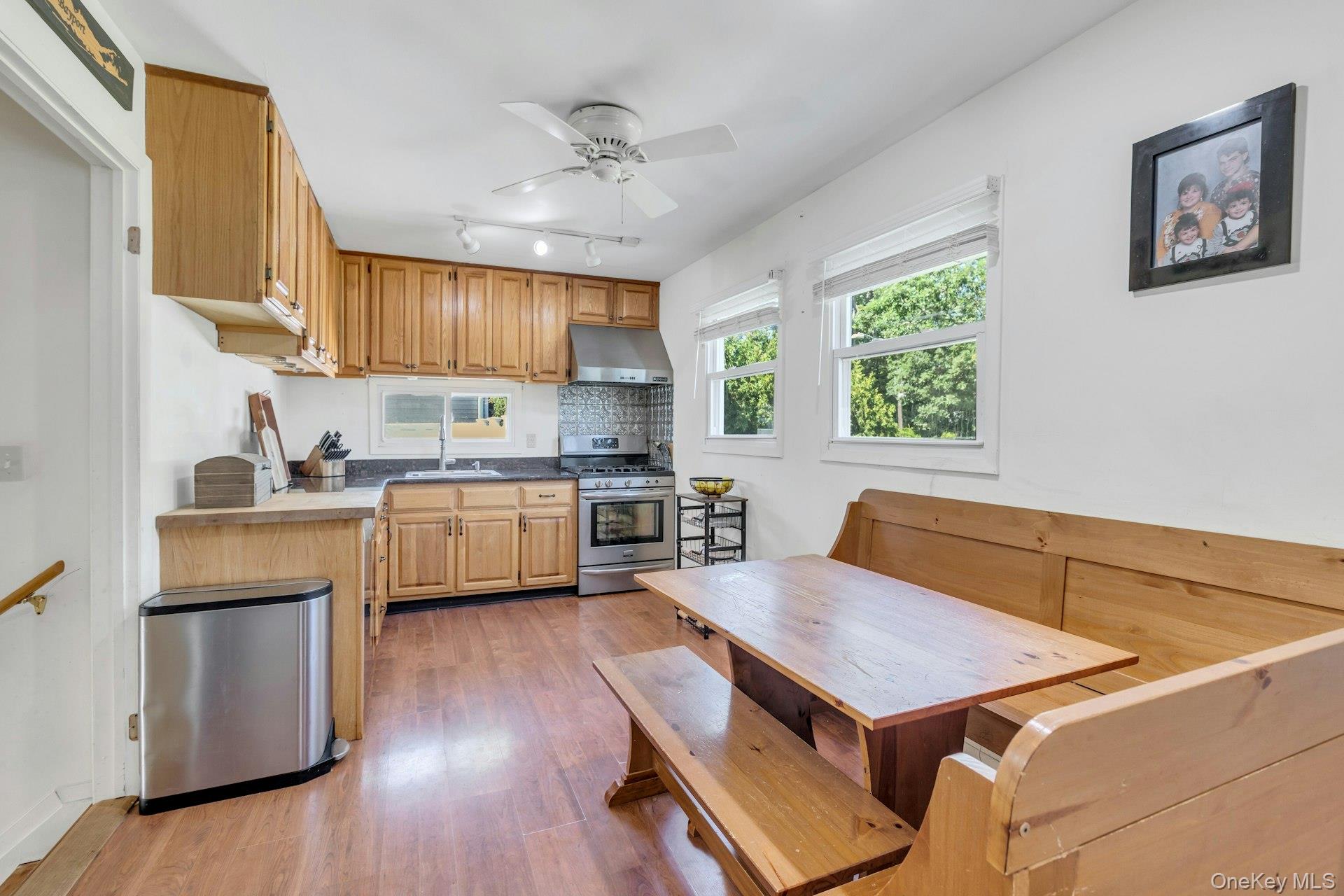 29 Edgewater Avenue Property Photo 10