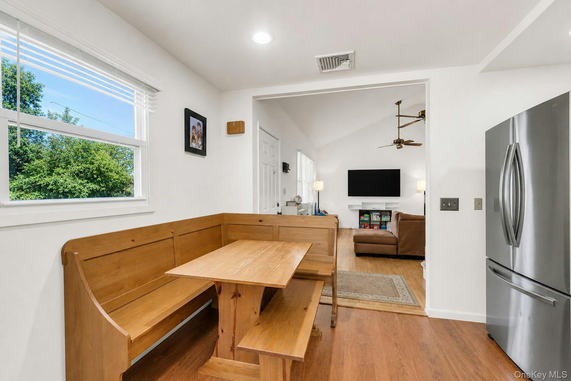 29 Edgewater Avenue Property Photo 12