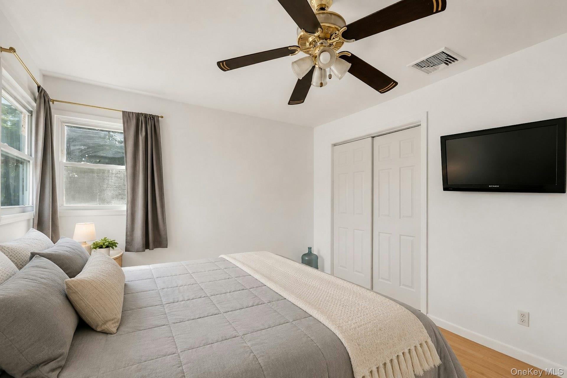 29 Edgewater Avenue Property Photo 17
