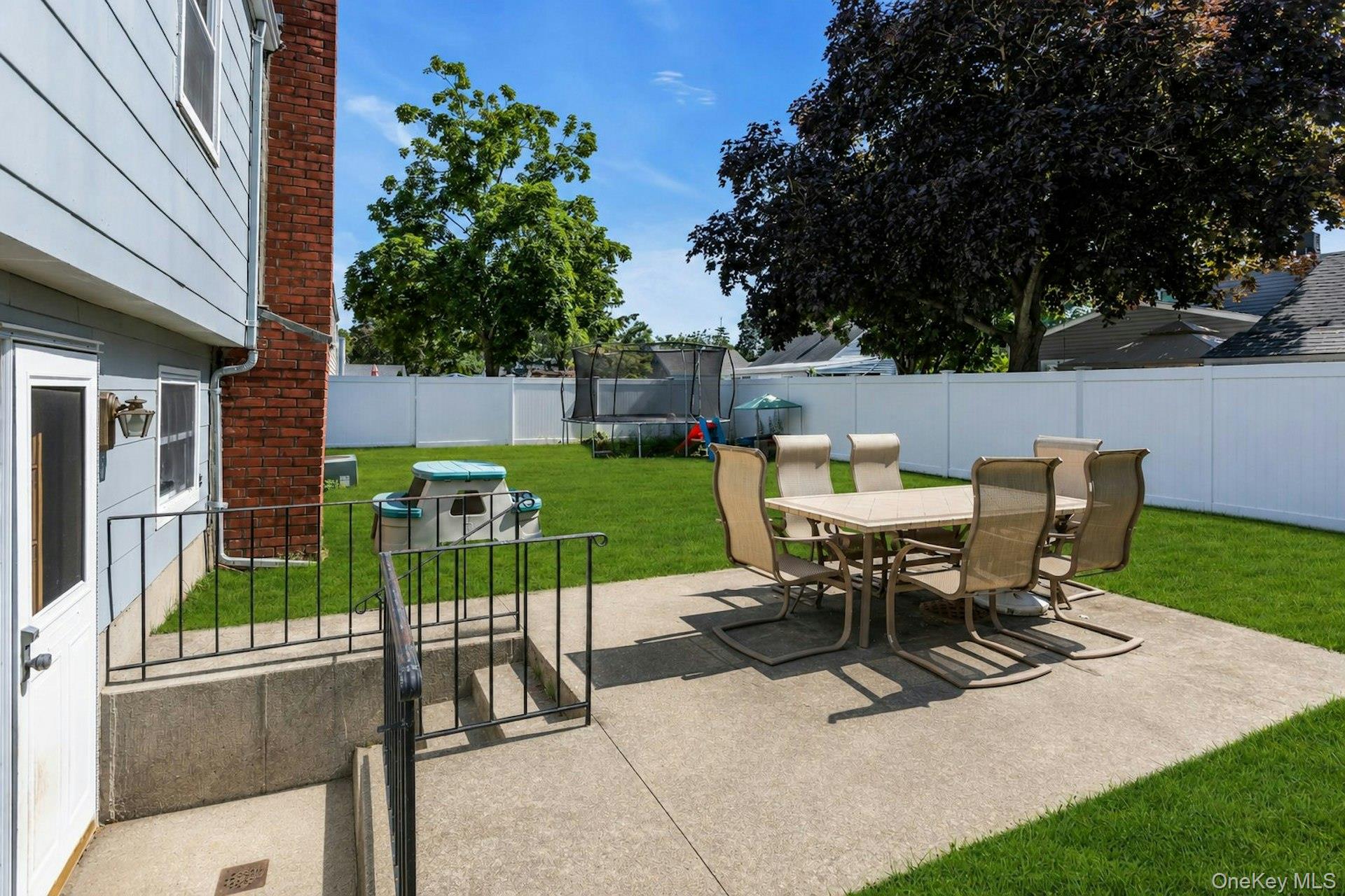 29 Edgewater Avenue Property Photo 29