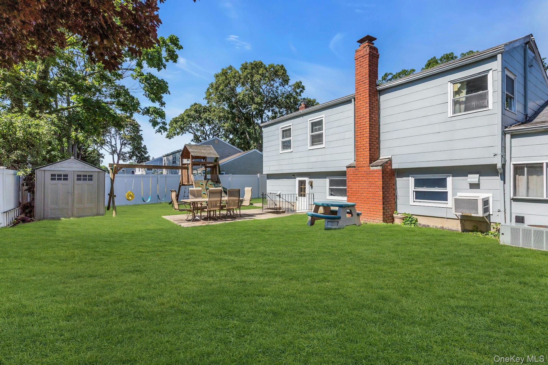 29 Edgewater Avenue Property Photo 32