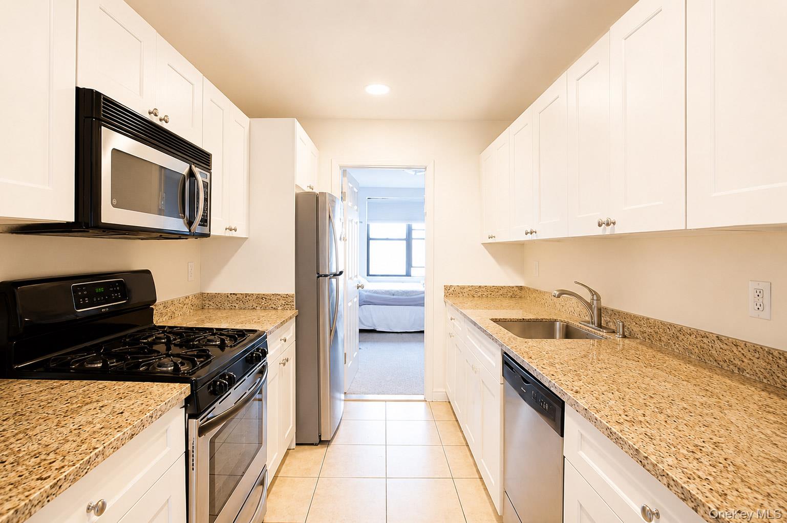 333 Broadway 2b Property Photo 9