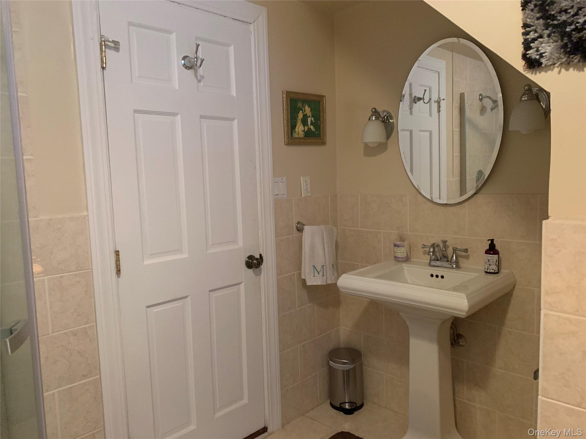 130 E Olive Street Property Photo 7
