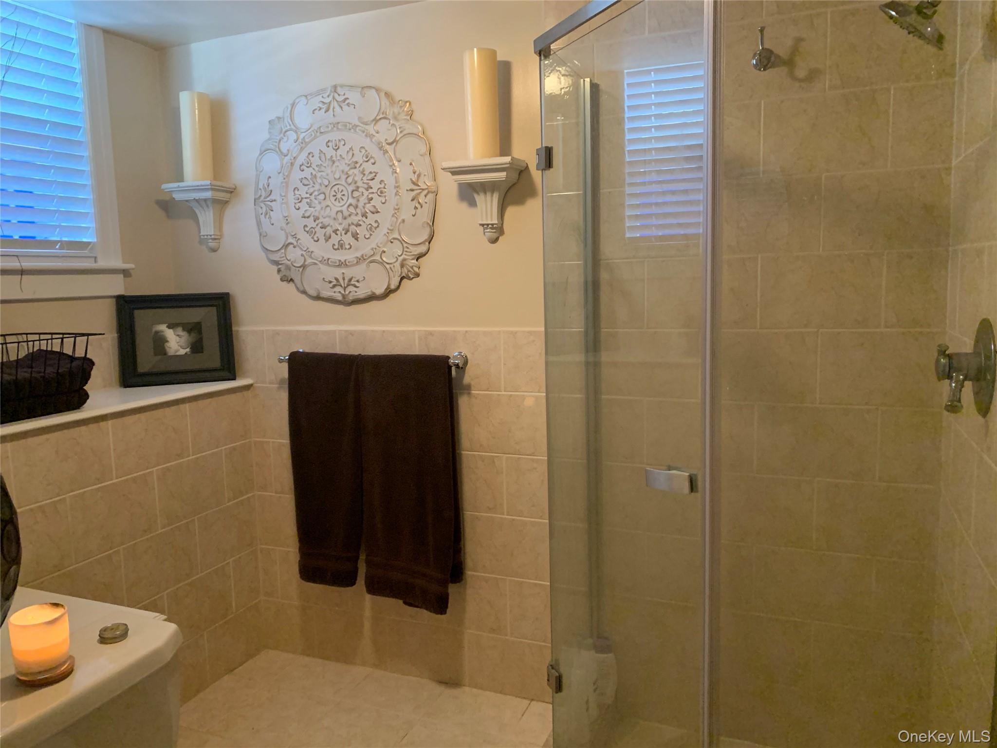 130 E Olive Street Property Photo 8
