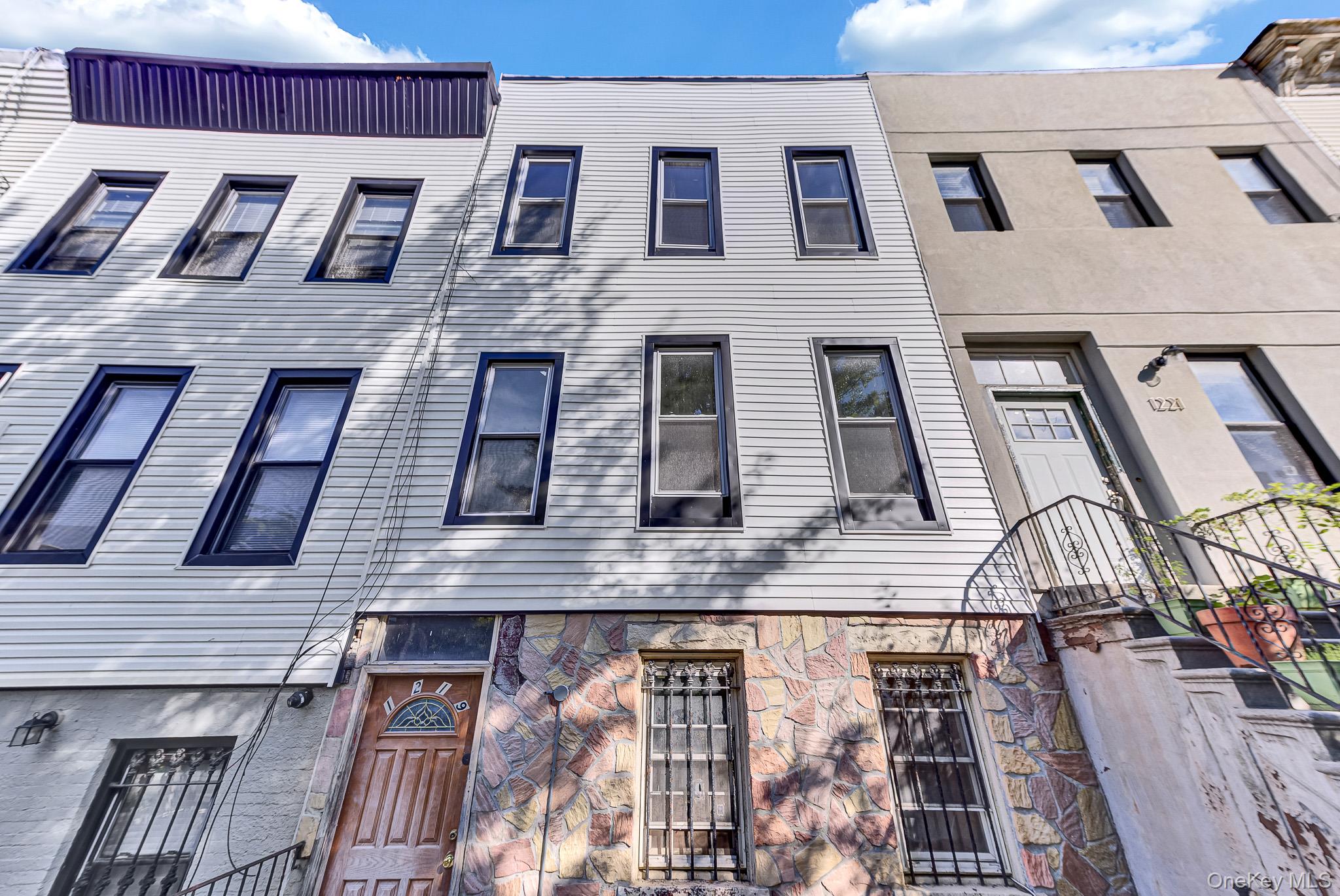 1219 Decatur Street Property Photo 2