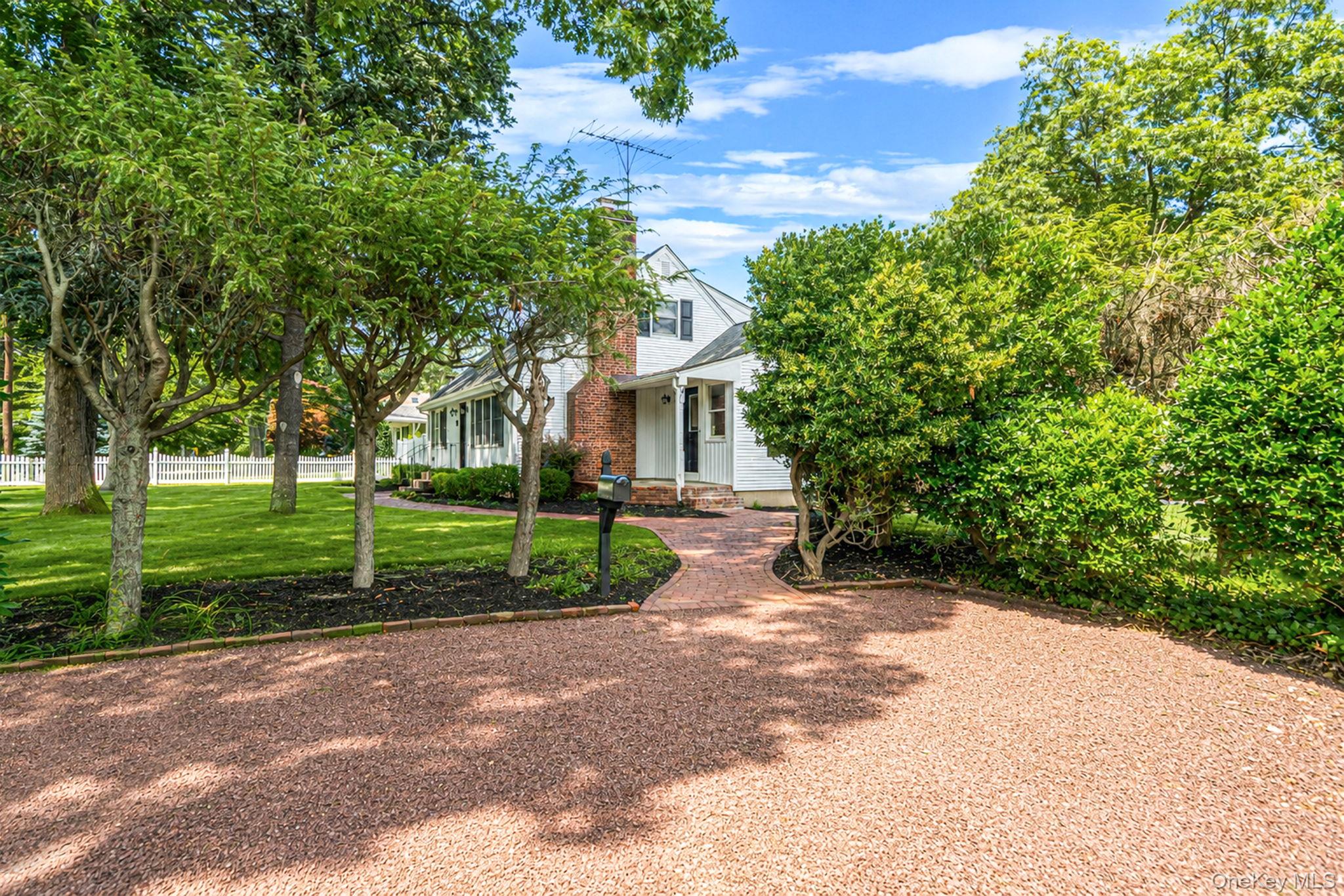 273 Cambon Avenue Property Photo 4