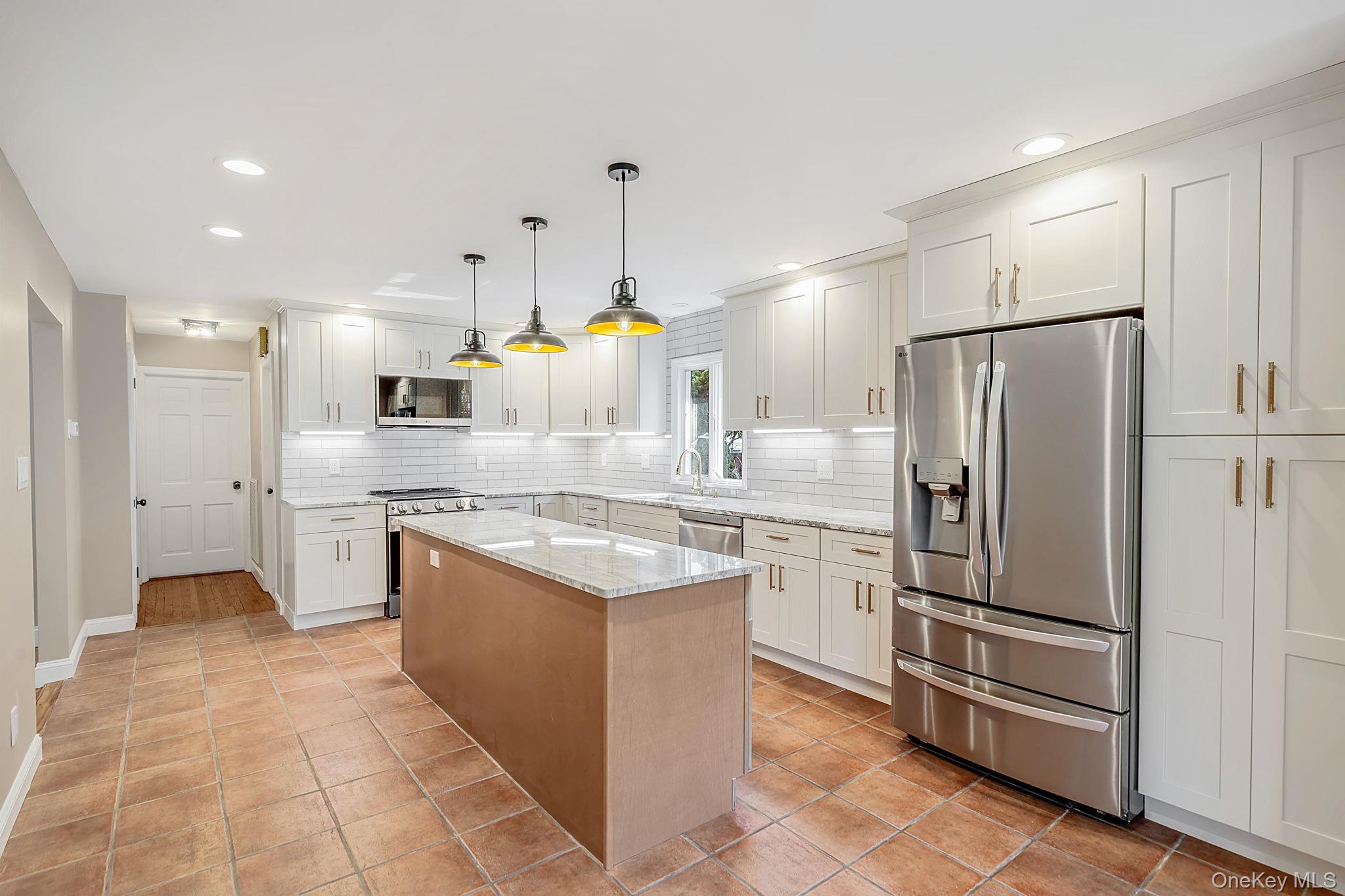 273 Cambon Avenue Property Photo 12
