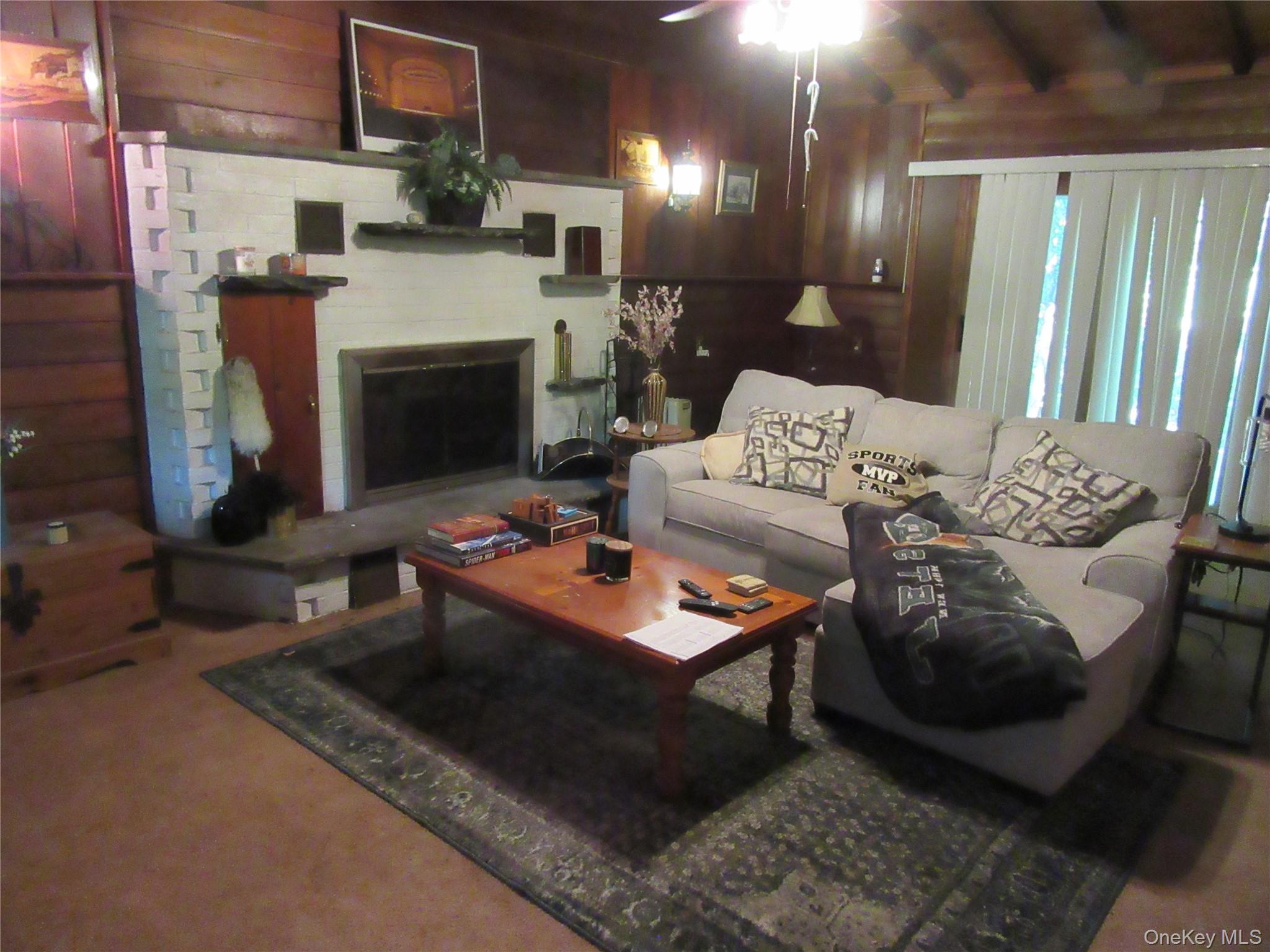 703 Little Britain Road Property Photo 6