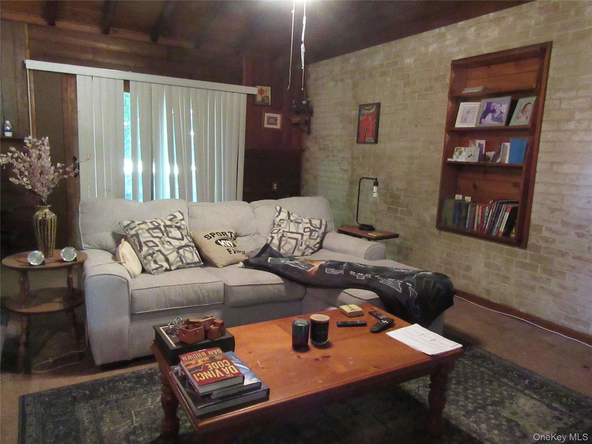 703 Little Britain Road Property Photo 7