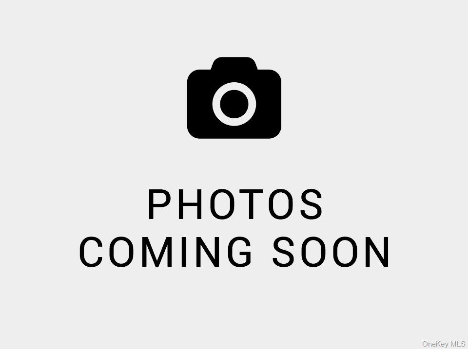 2706 Peconic Avenue Property Photo 49