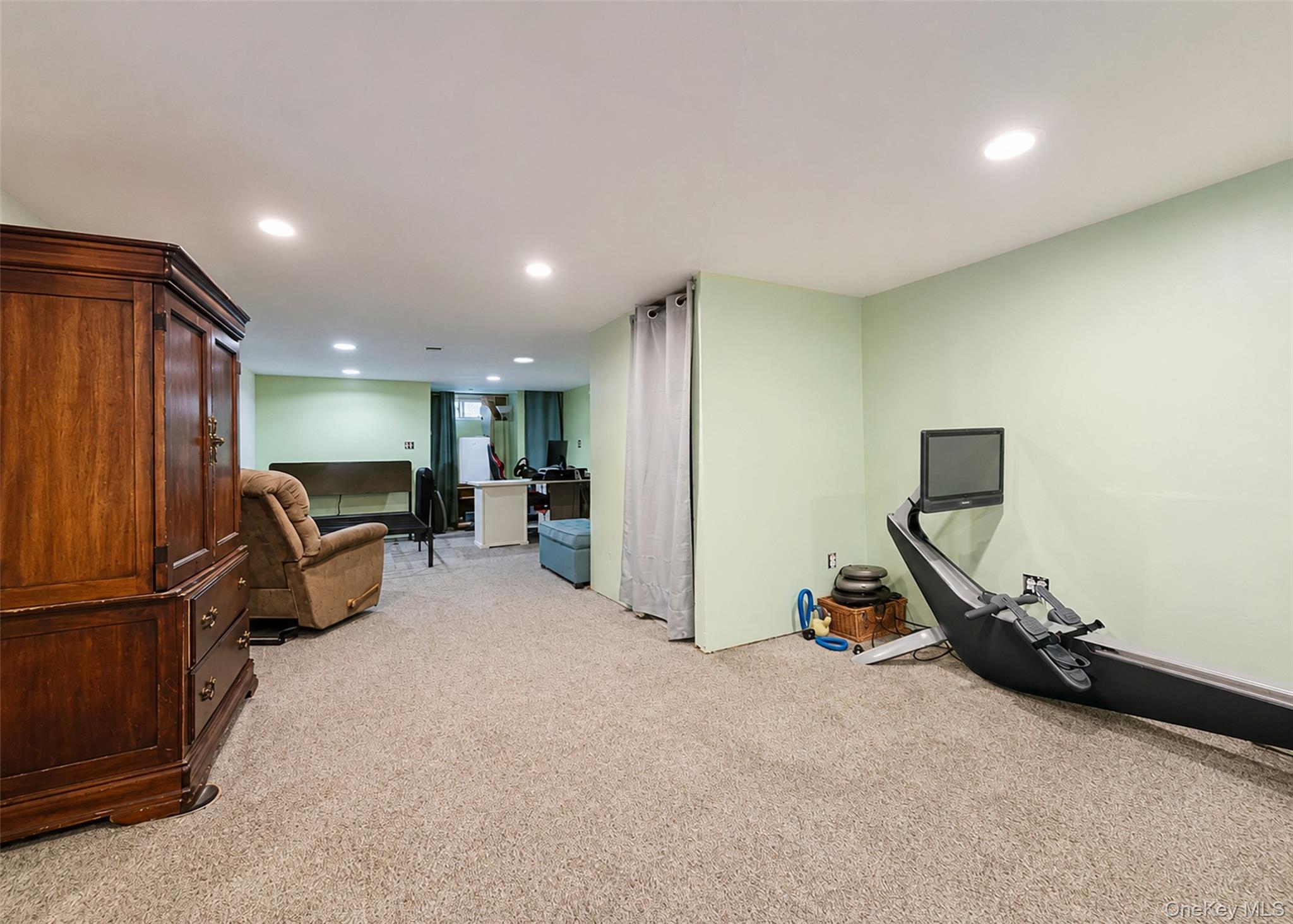 19 Evy Court Property Photo 17