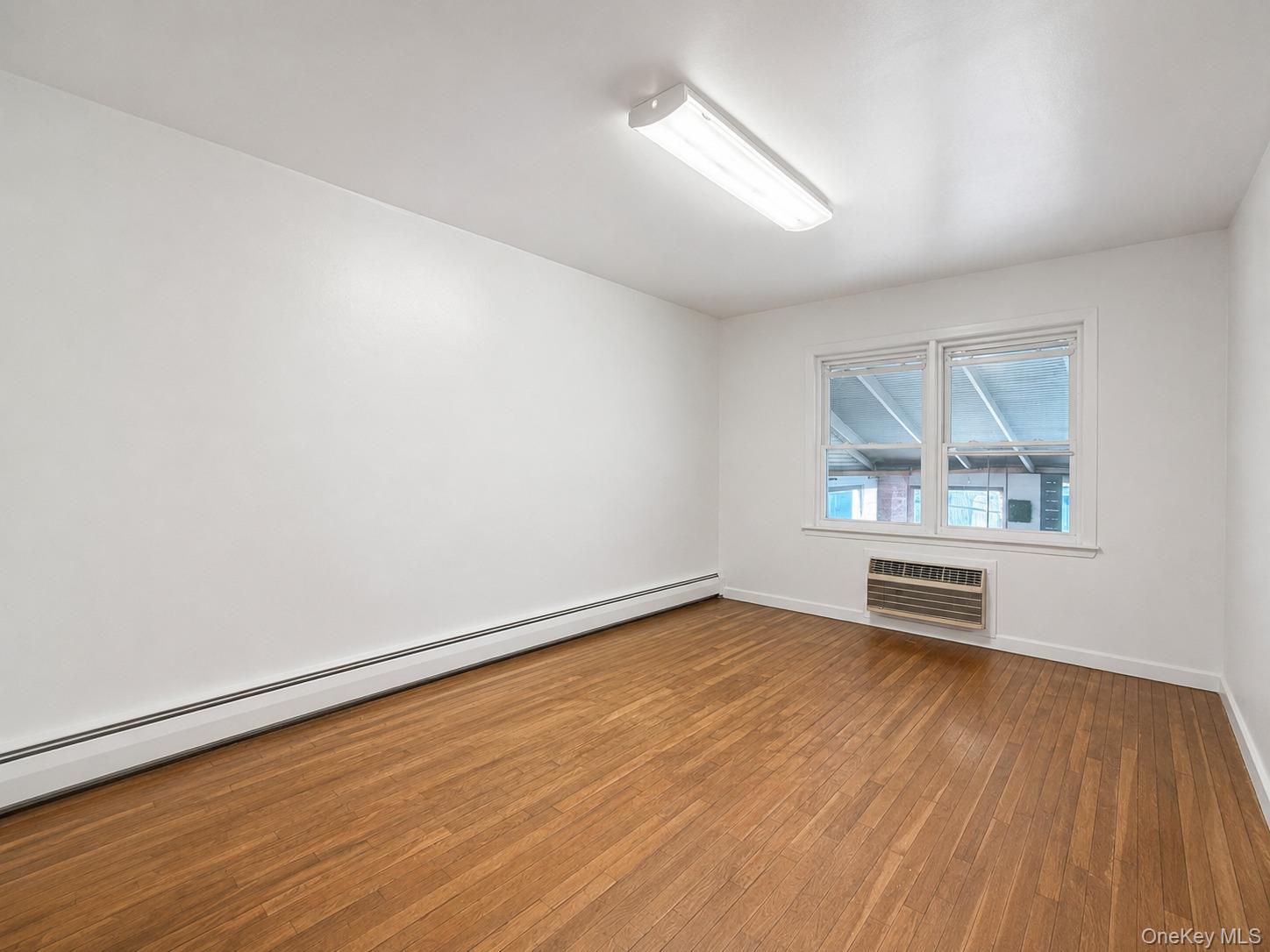 115-08 Poppenhusen Avenue Property Photo 3