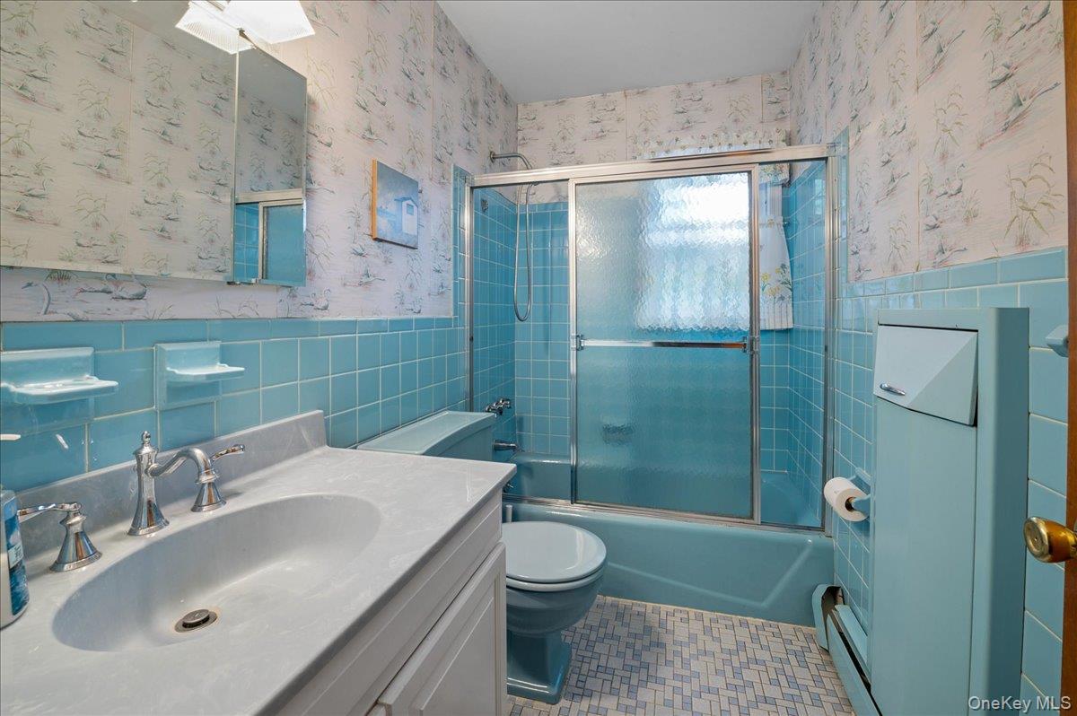 173 Bennett Avenue Property Photo 38