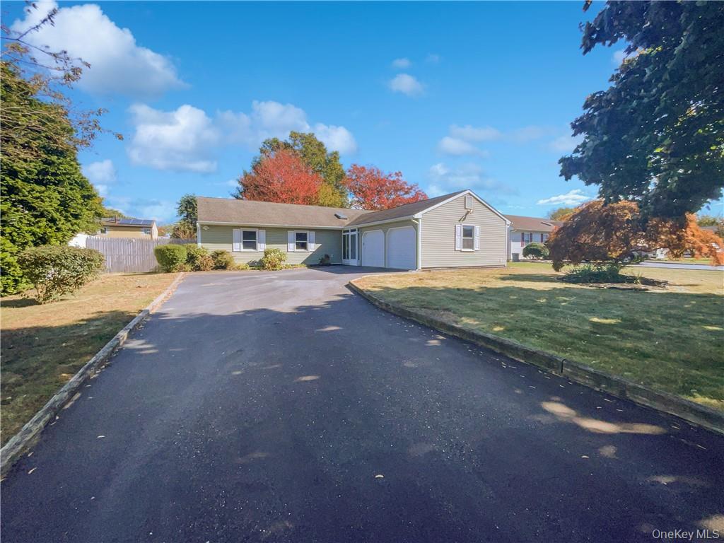 11 Frost Valley Drive Property Photo 1