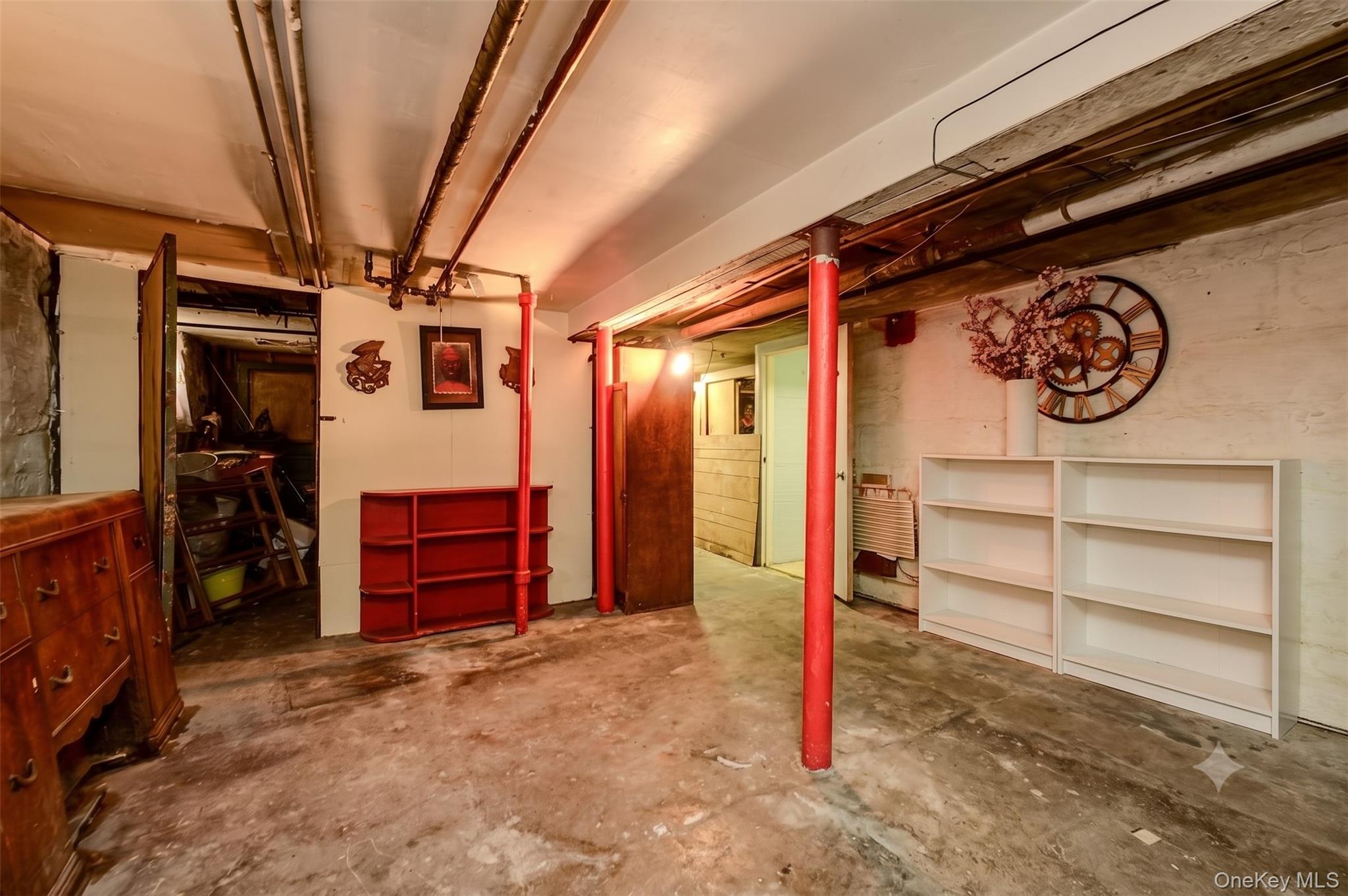 618 E 2nd Street Property Photo 43
