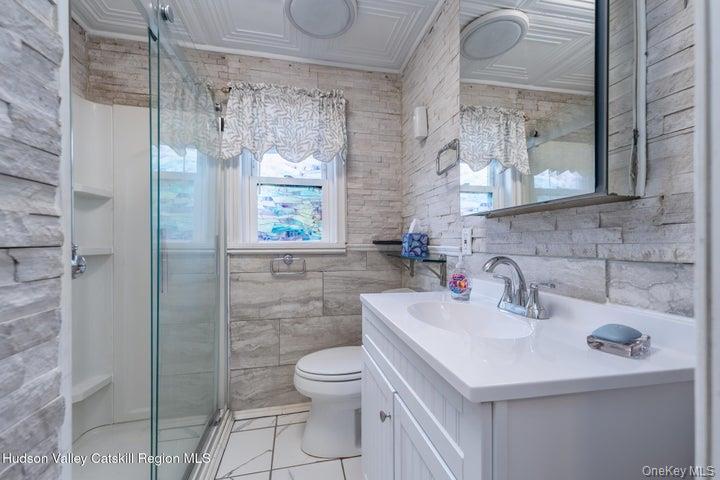 583 Savoy Street Property Photo 9