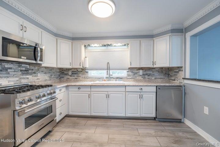 583 Savoy Street Property Photo 23