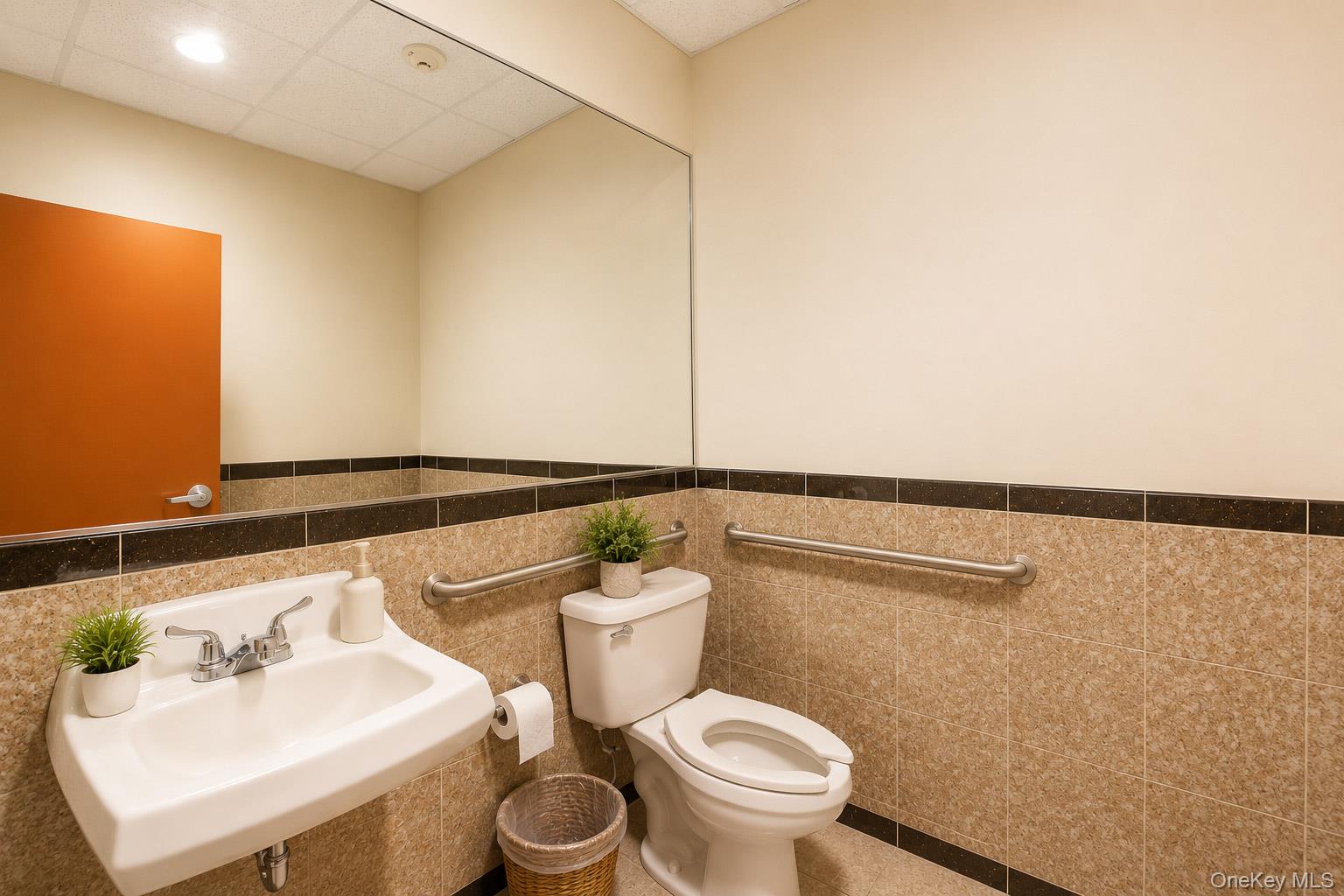 1158 Atlantic Avenue Property Photo 16