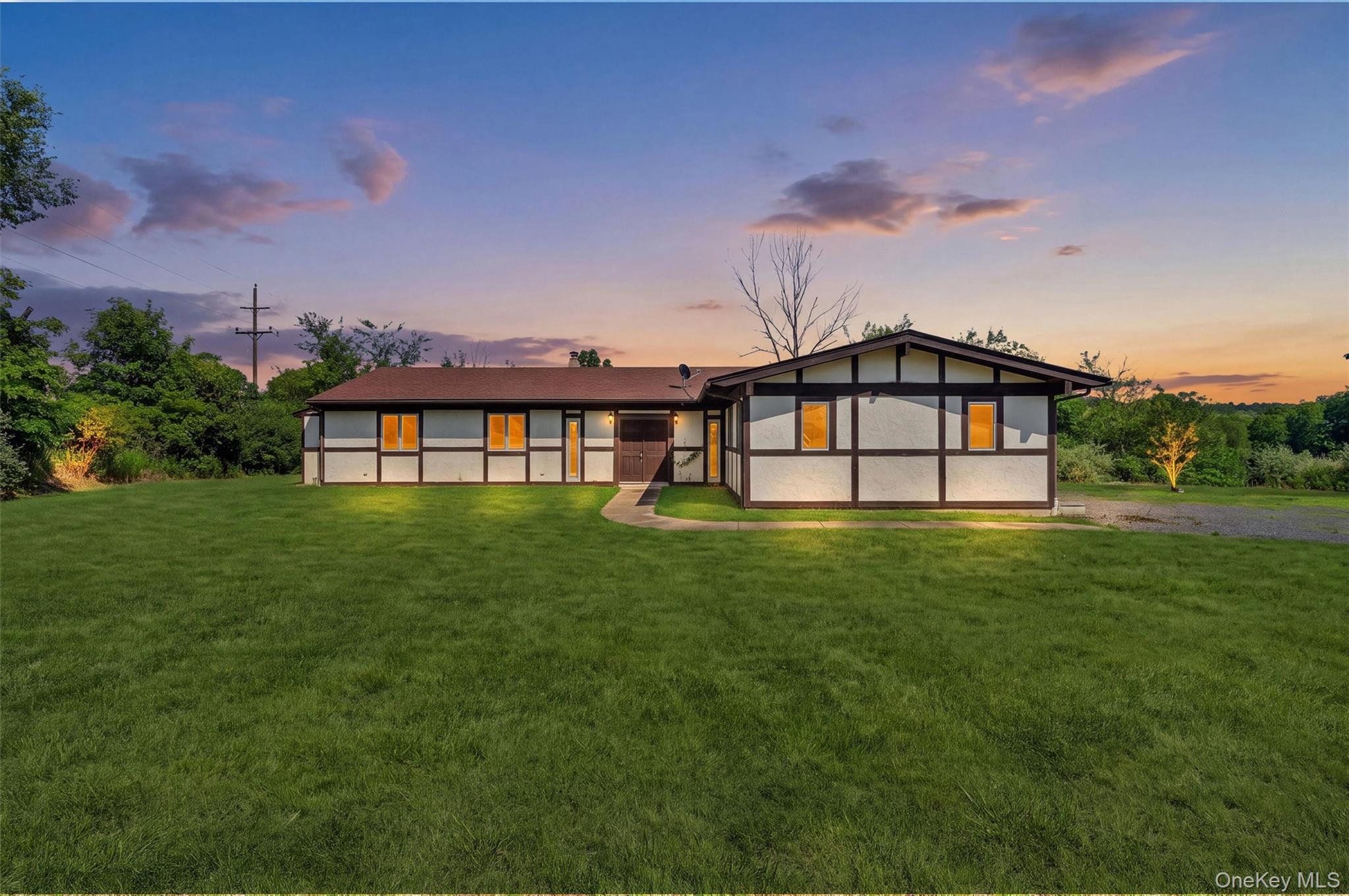 25 Red Mills Road Property Photo 1