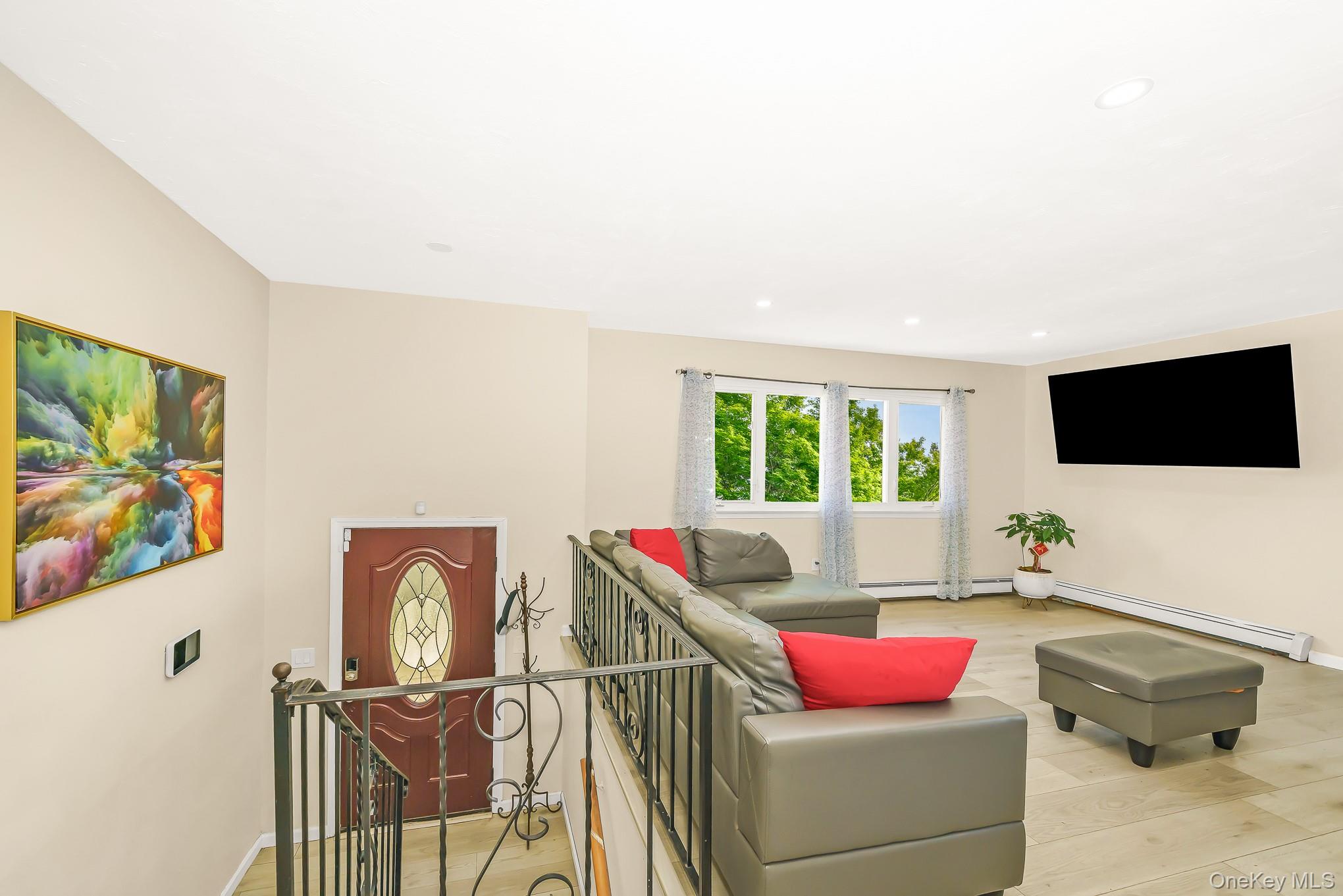 9 Hamlin Avenue Property Photo 5
