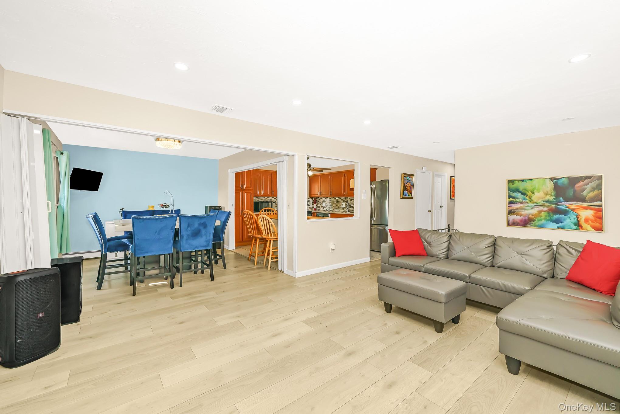9 Hamlin Avenue Property Photo 9