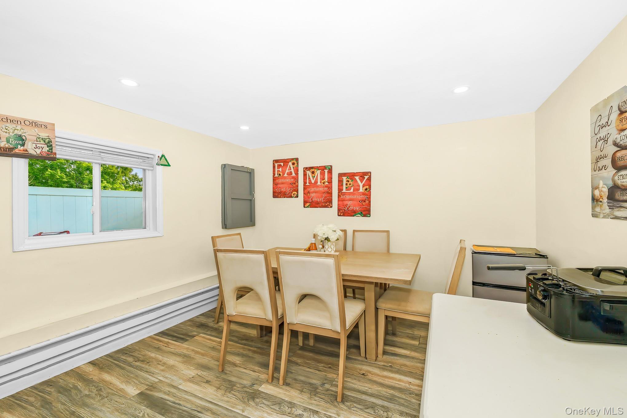 9 Hamlin Avenue Property Photo 21