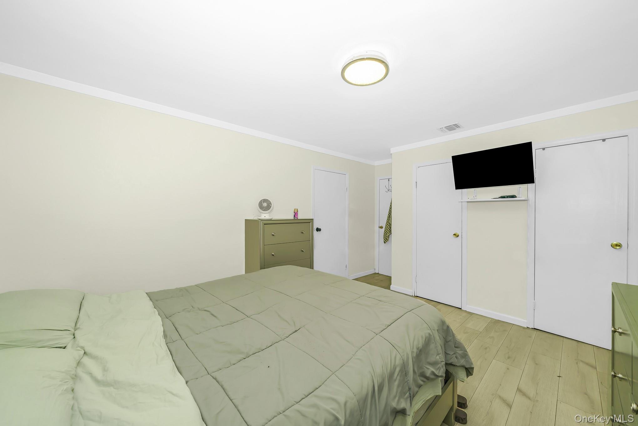 9 Hamlin Avenue Property Photo 25