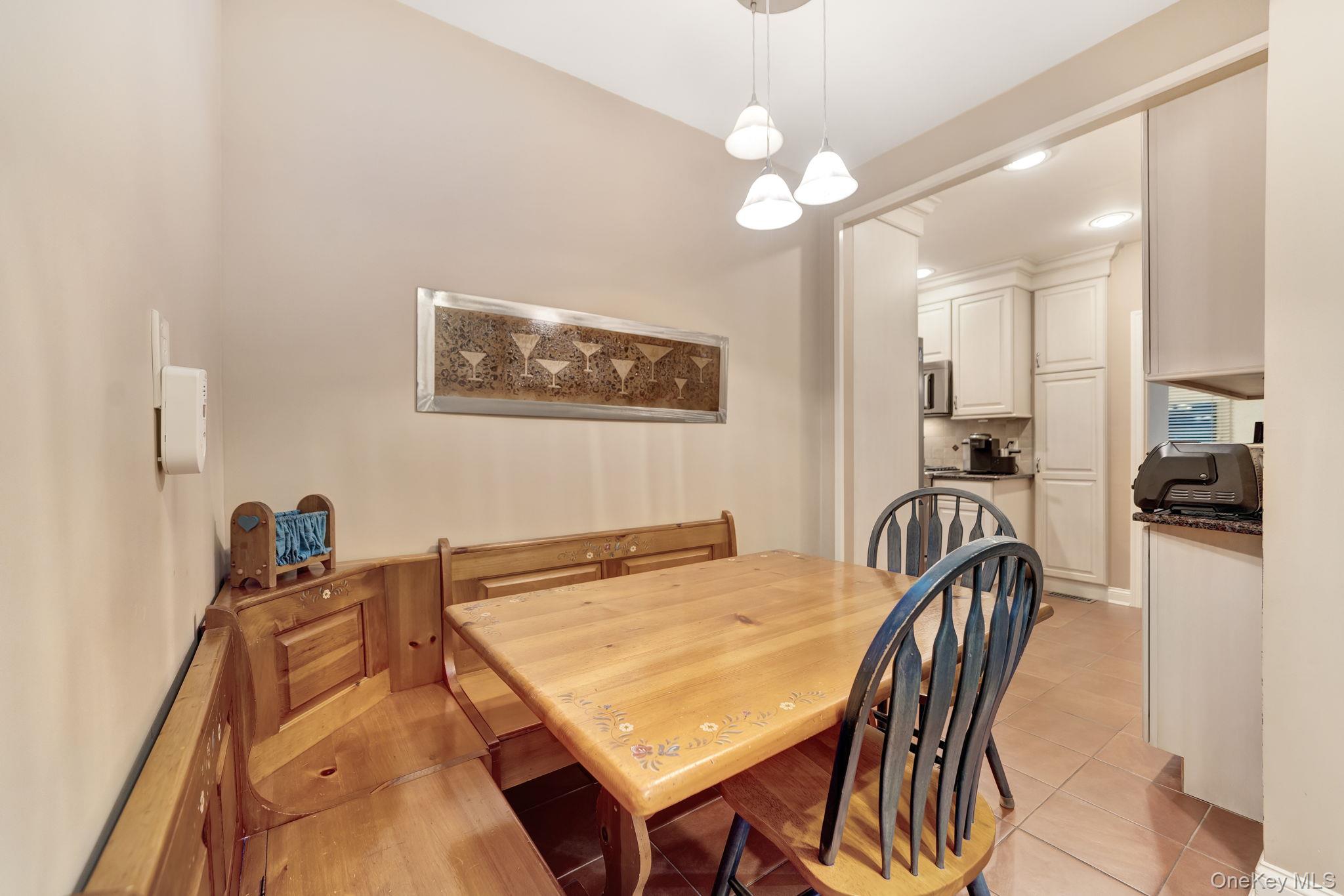 327 Wynsum Avenue Property Photo 16