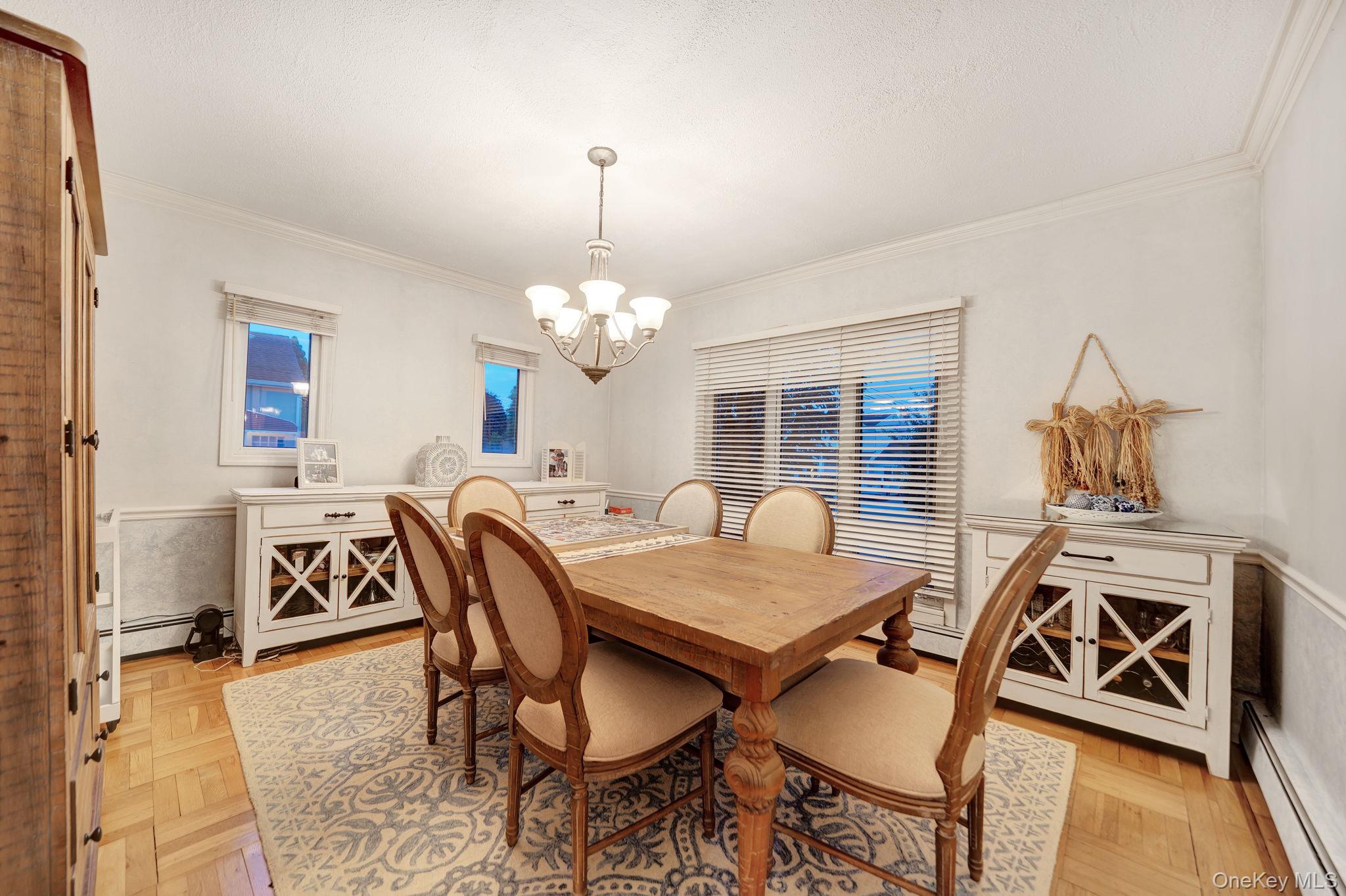 327 Wynsum Avenue Property Photo 18