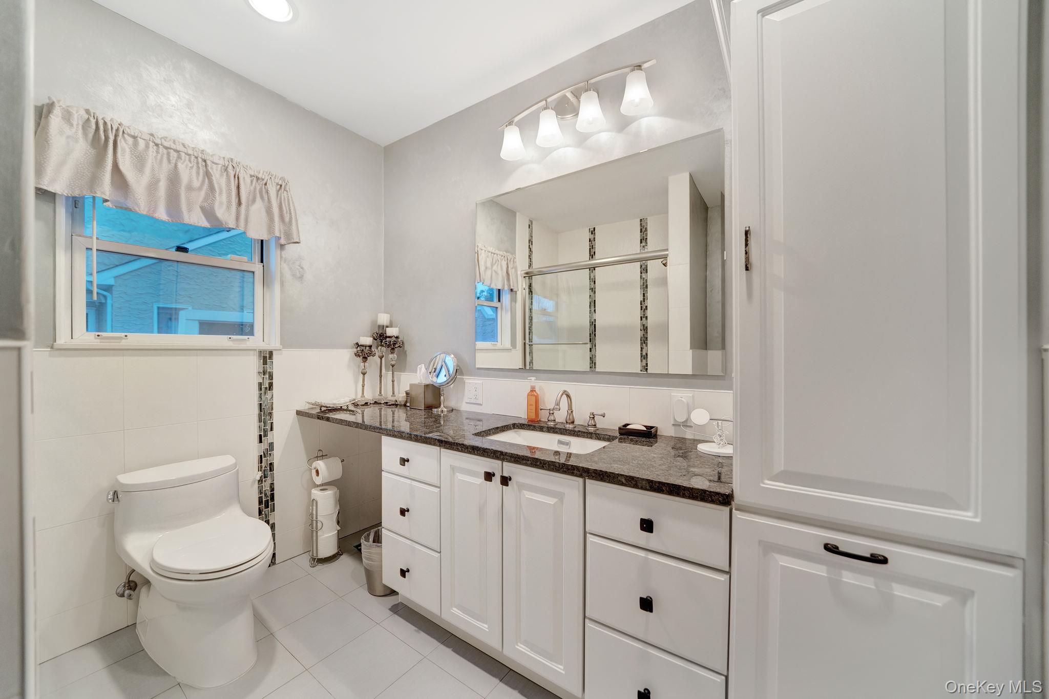 327 Wynsum Avenue Property Photo 29