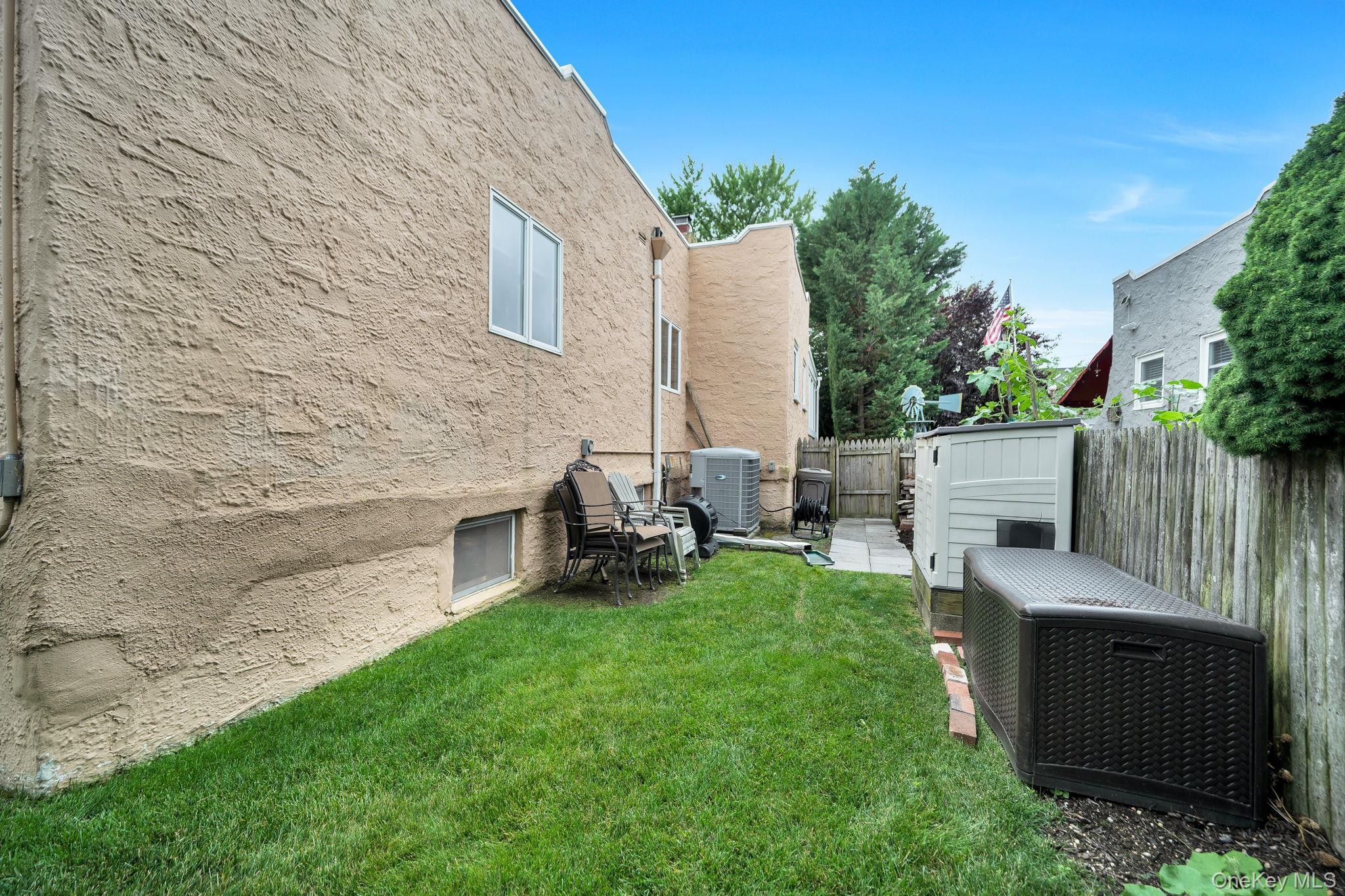 327 Wynsum Avenue Property Photo 40